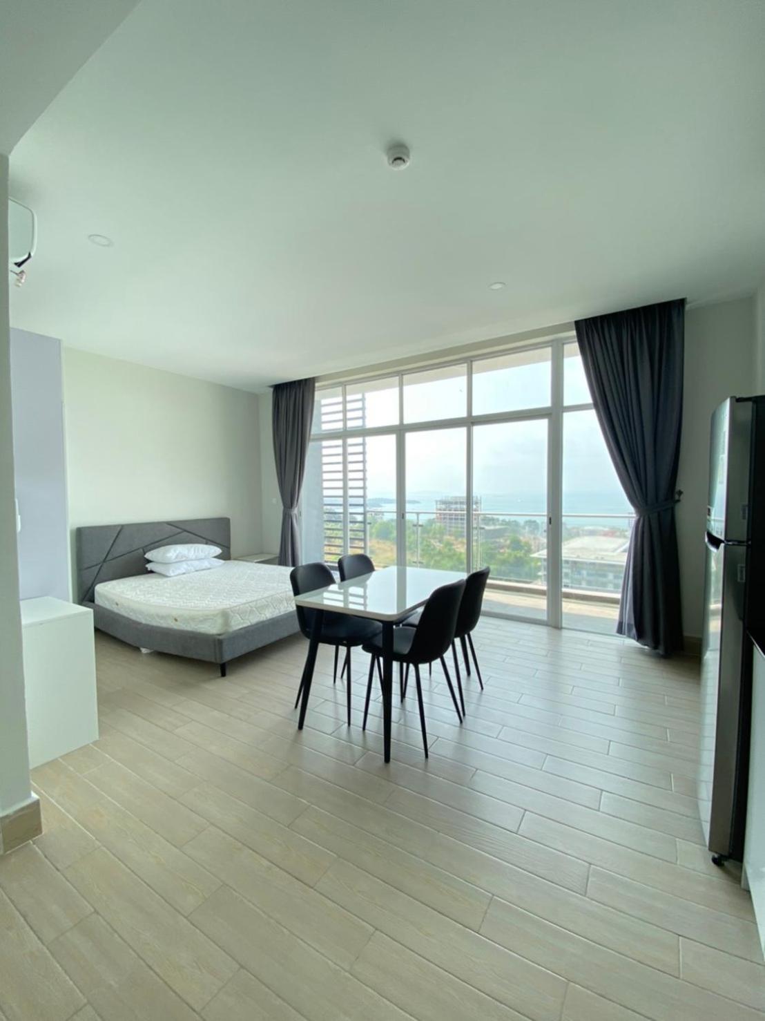 Deluxe Double Room with Balcony and Sea View photo 1