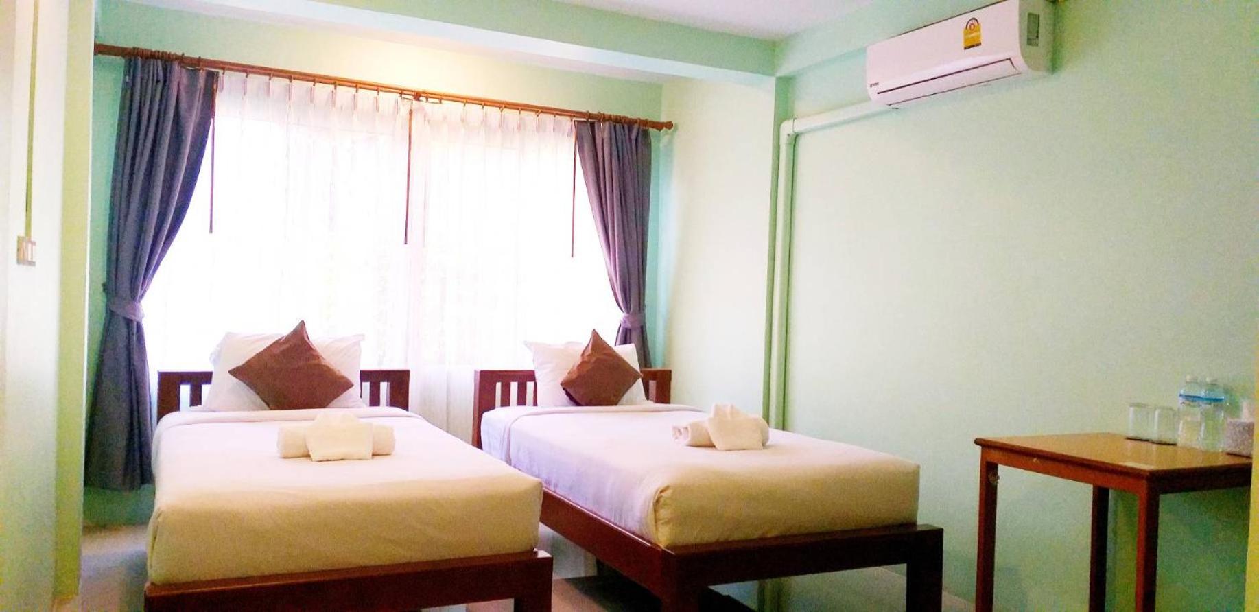 Deluxe Twin Room - Photo 12