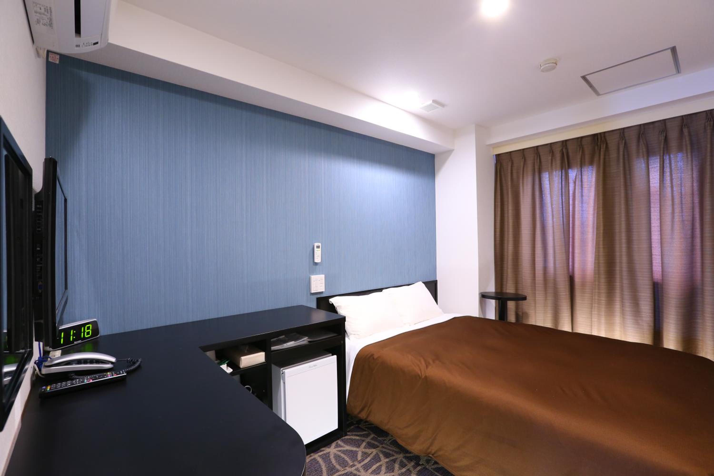 Double Room - Non-Smoking  photo 3