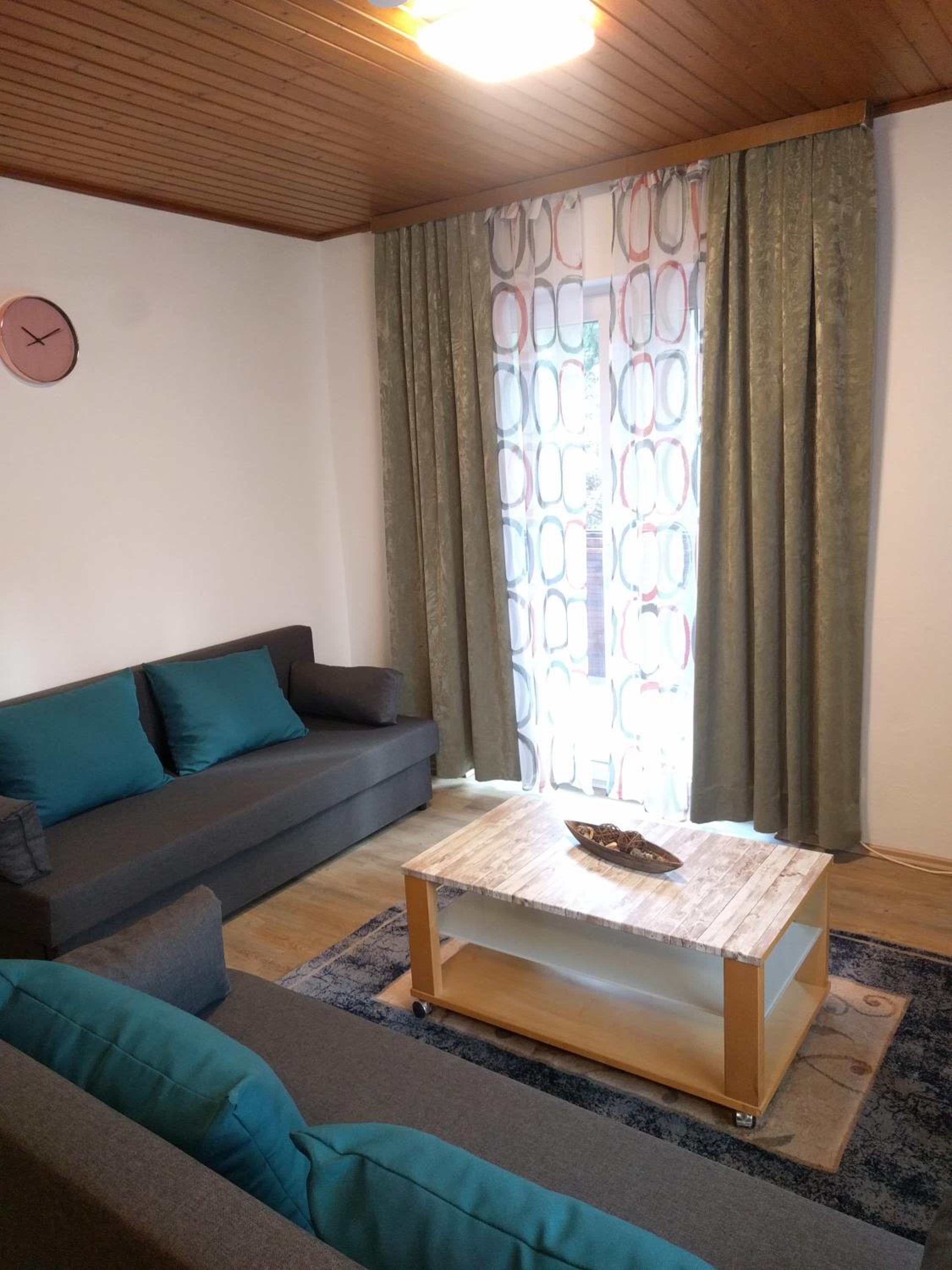 Apartment with Balcony photo 3