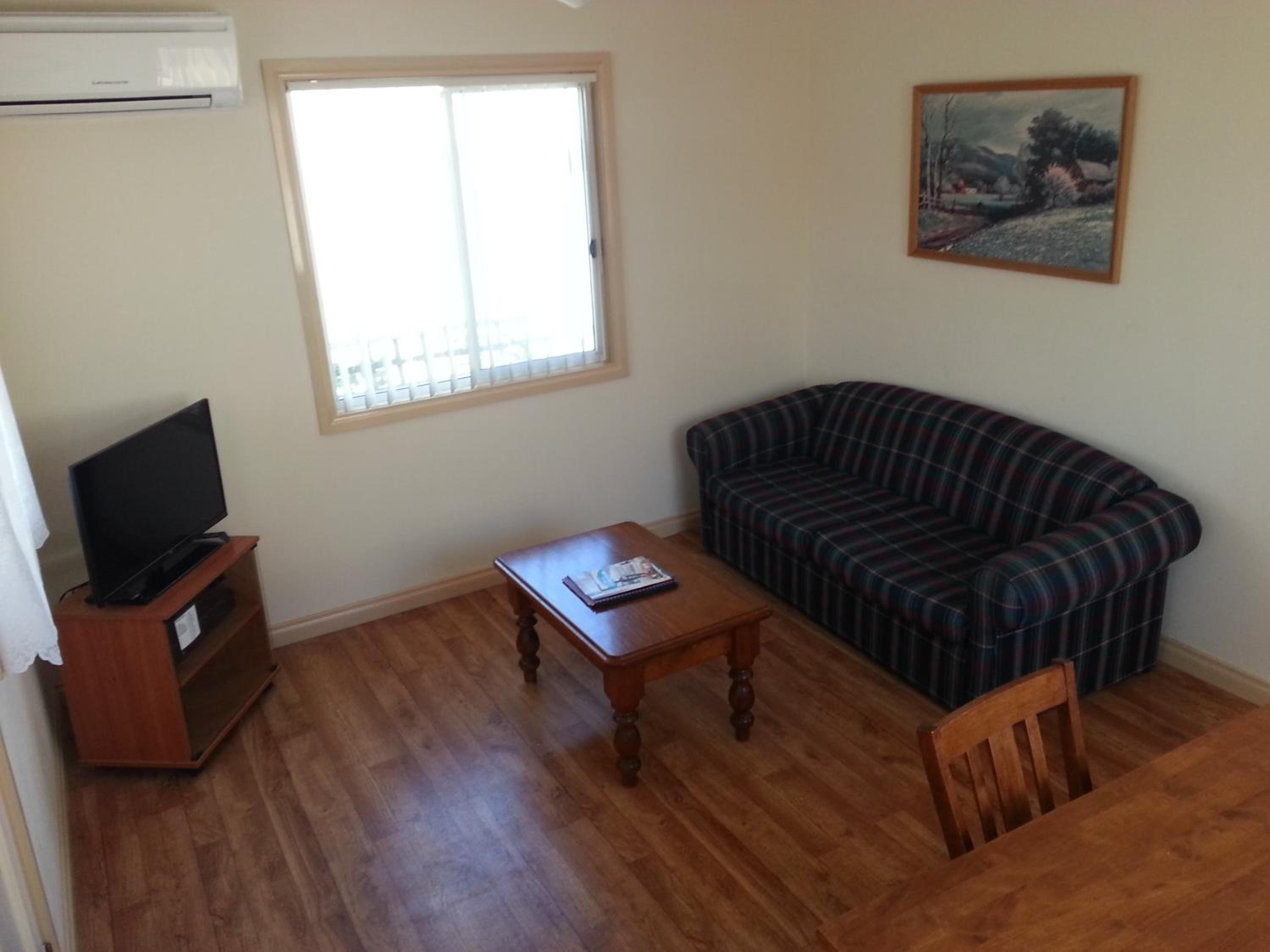 Two-Bedroom Cottage - Photo 1