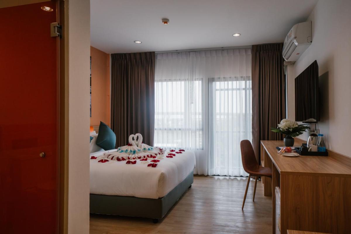 Deluxe Double Room photo 2