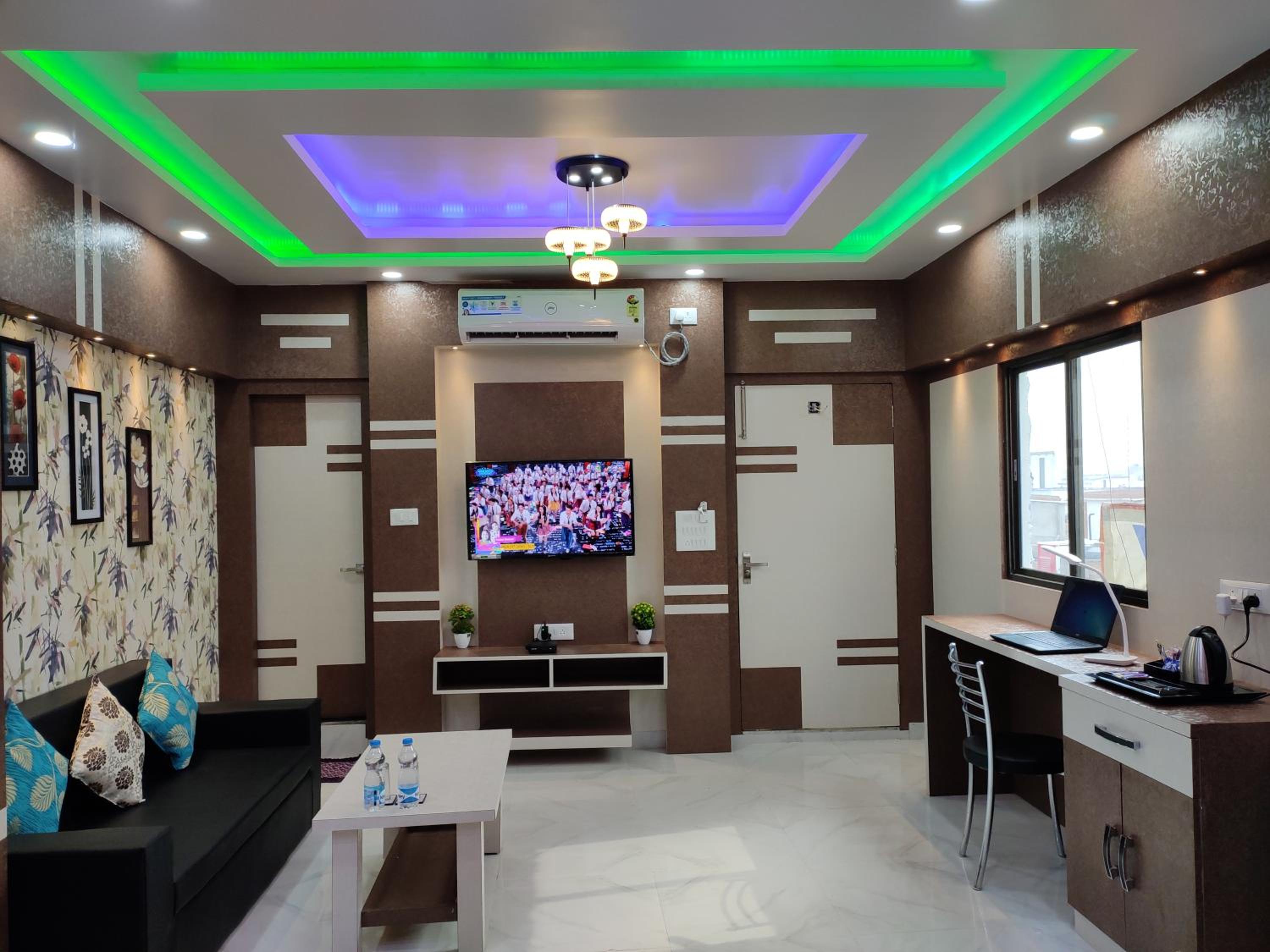 Executive Suite photo 2