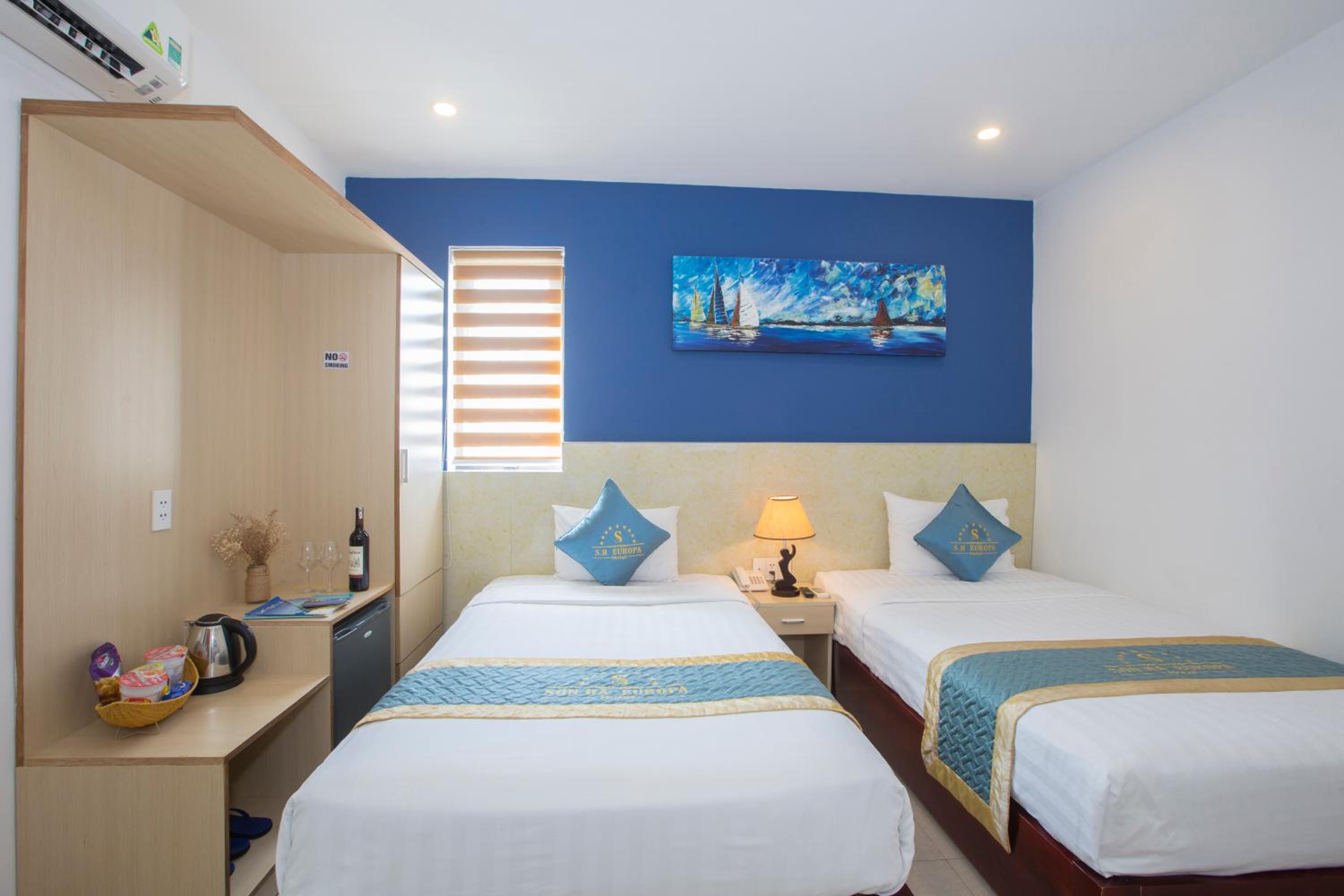 Superior Twin Room