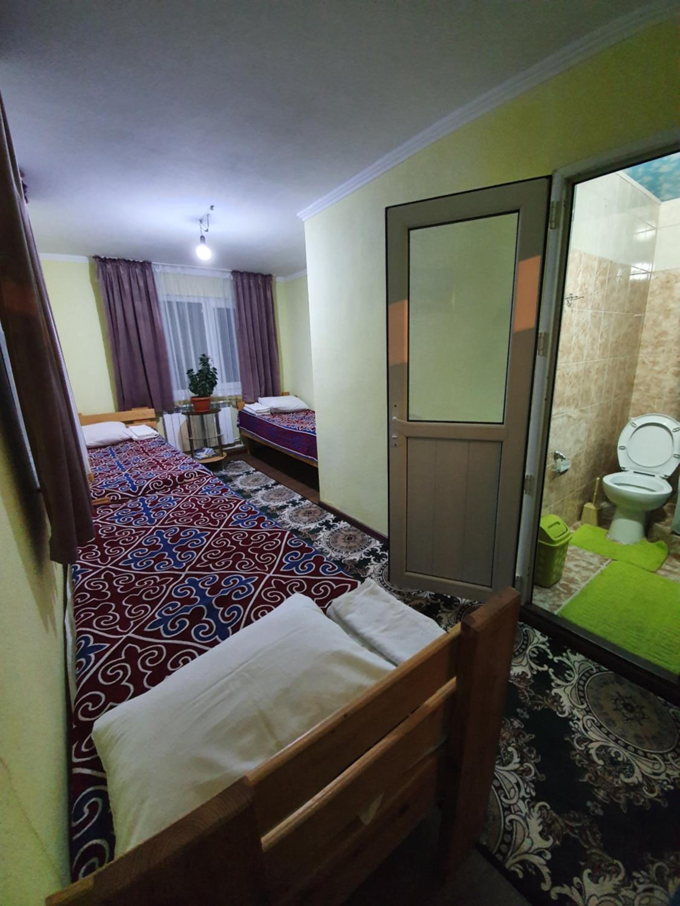 Triple Room with Private Bathroom photo 1