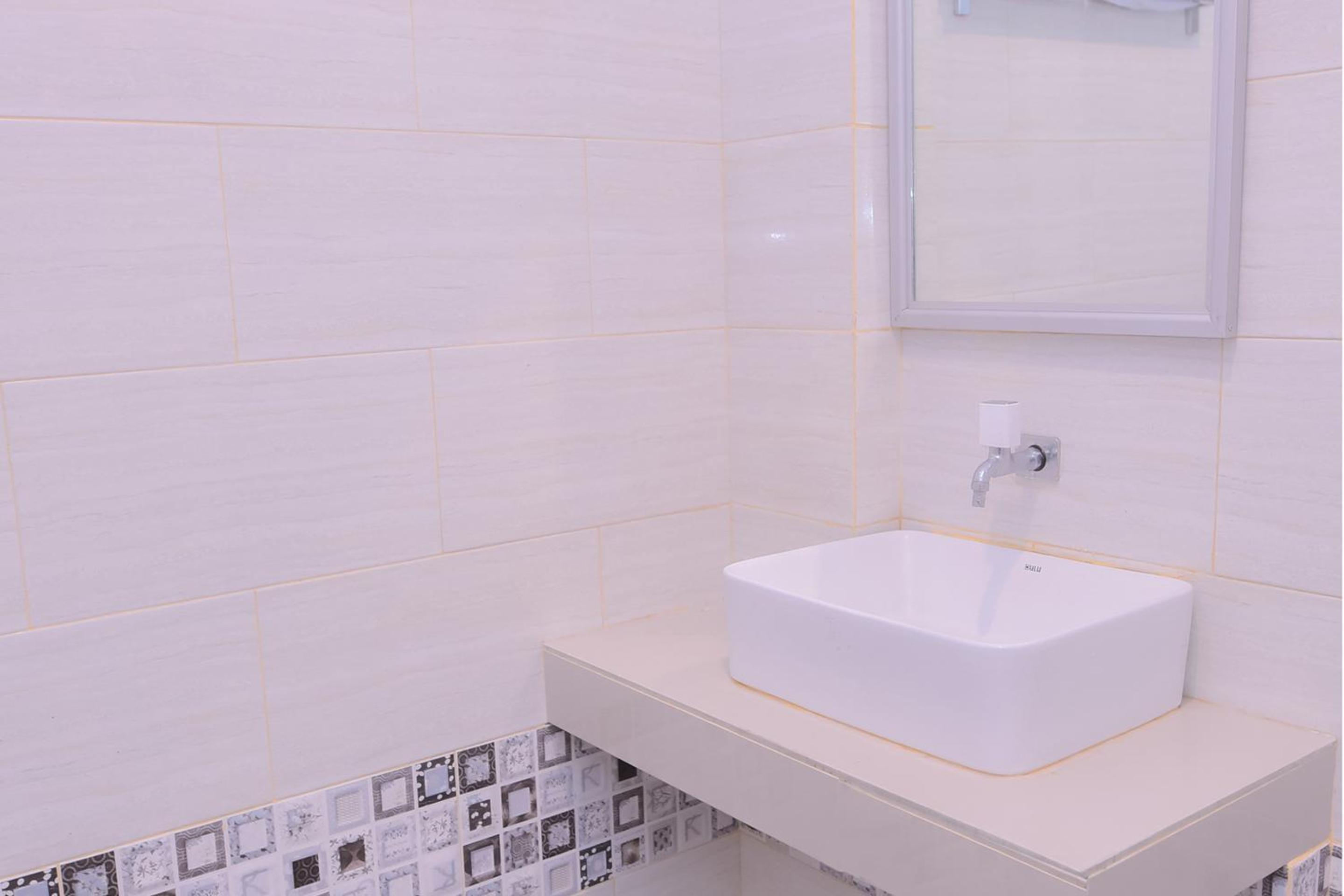 Standard Double Room - Photo 4