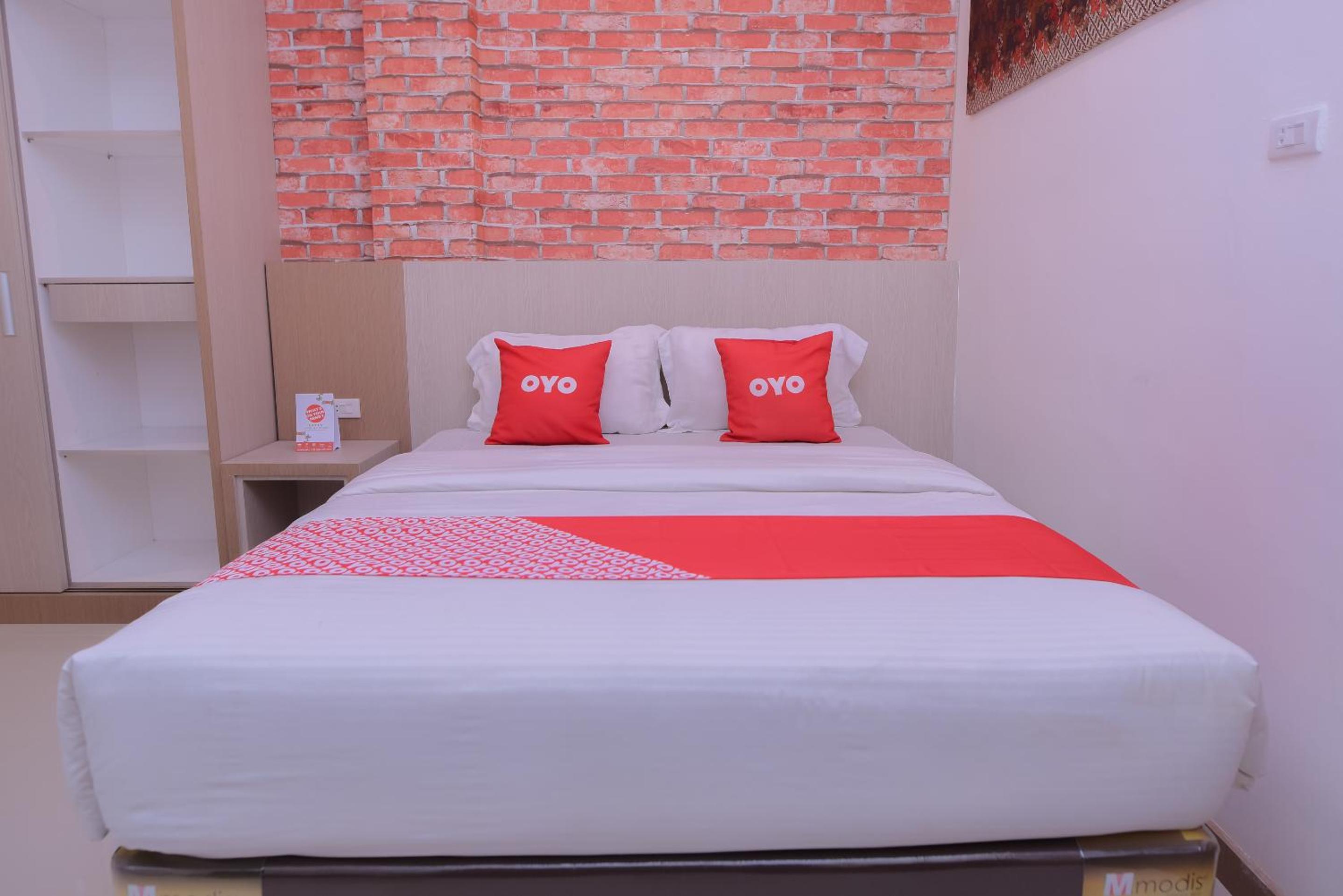 Standard Double Room - Photo 7