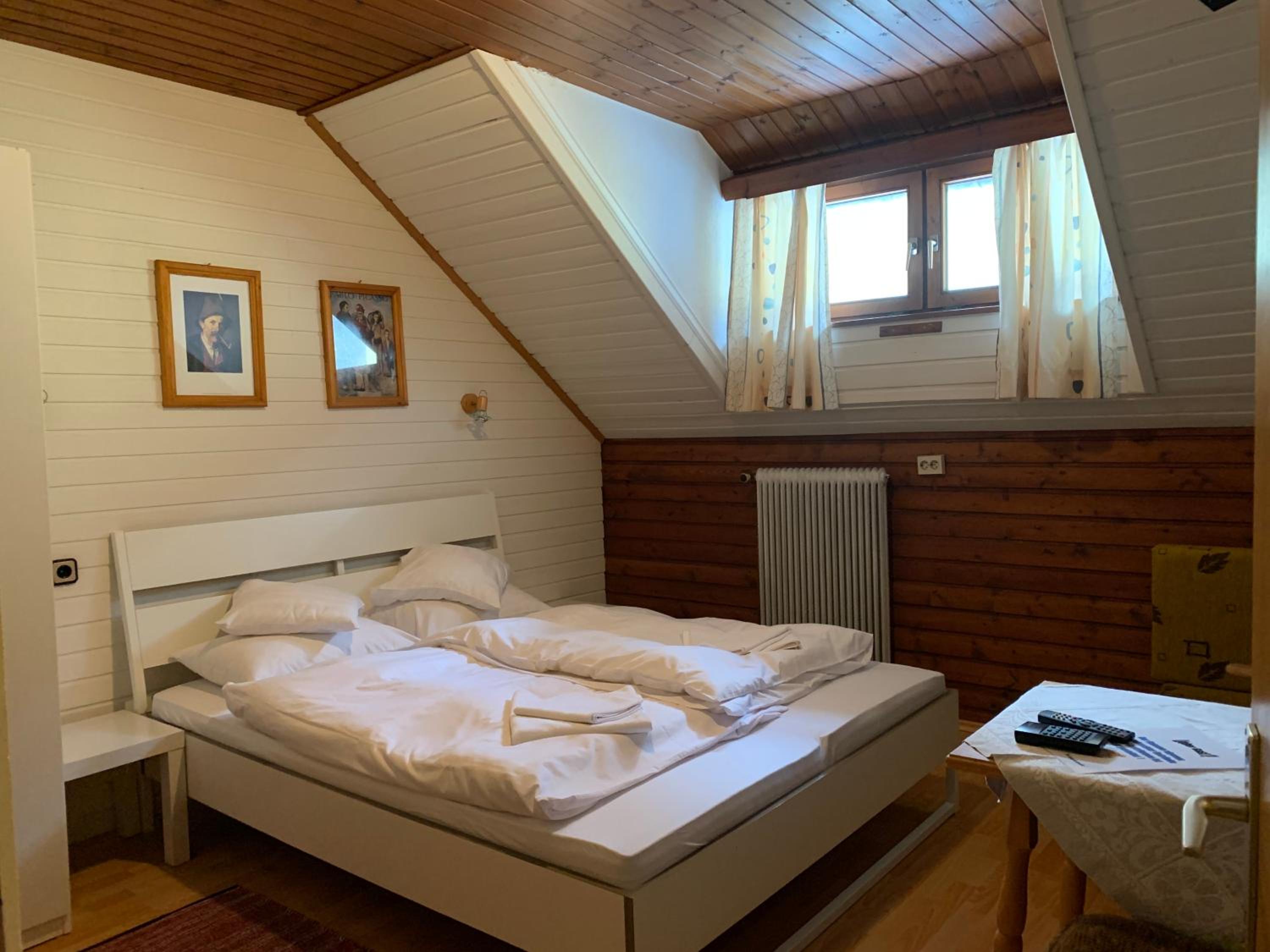 Standard Twin Room photo 1