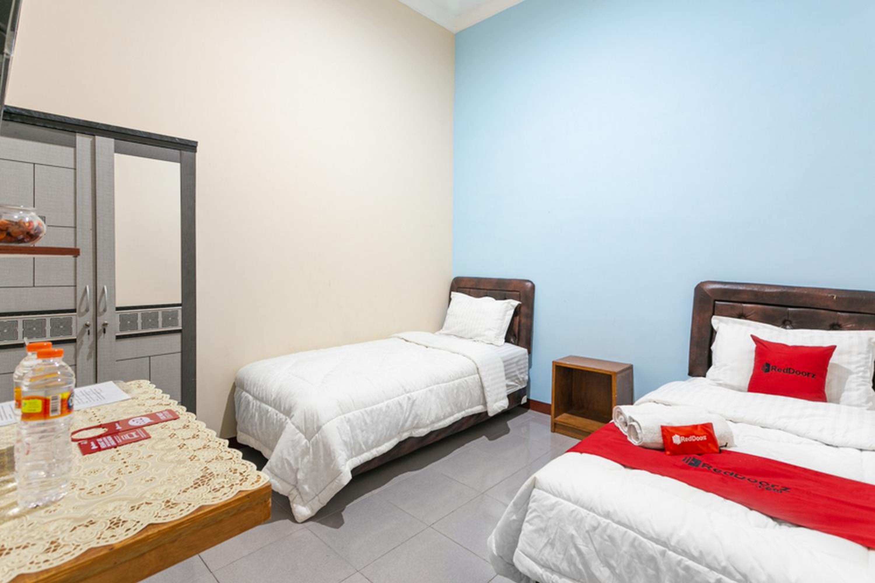 Twin Room - Photo 6