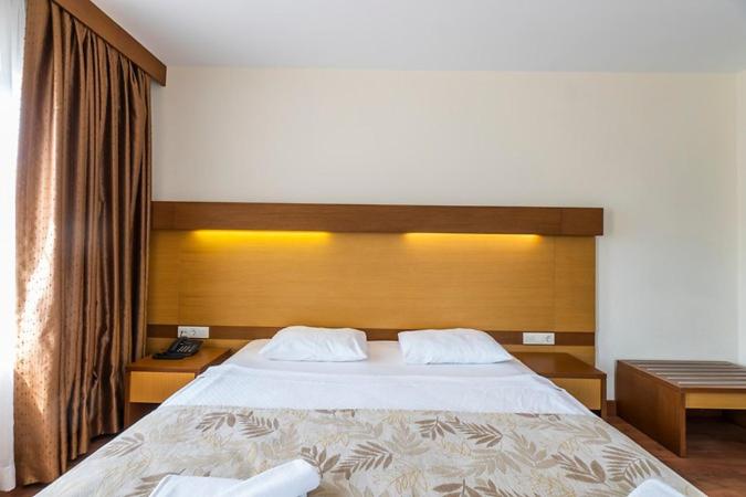 Economy Double Or Twin Room photo 3