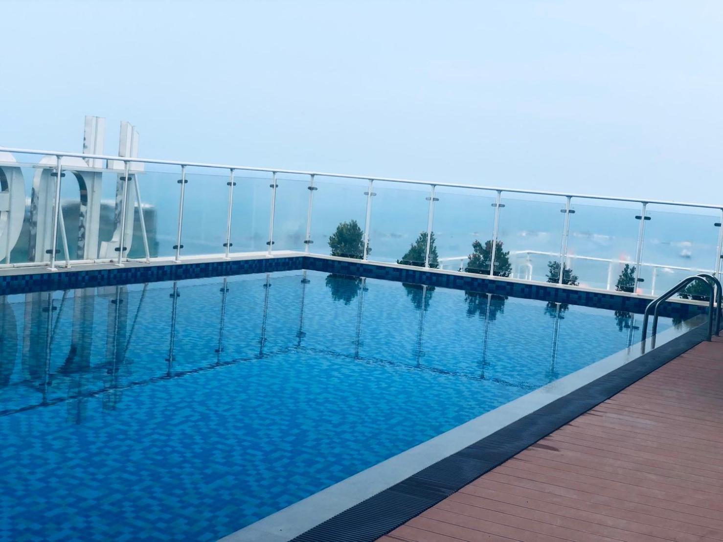 Deluxe Double Room with Balcony and Sea View photo 3