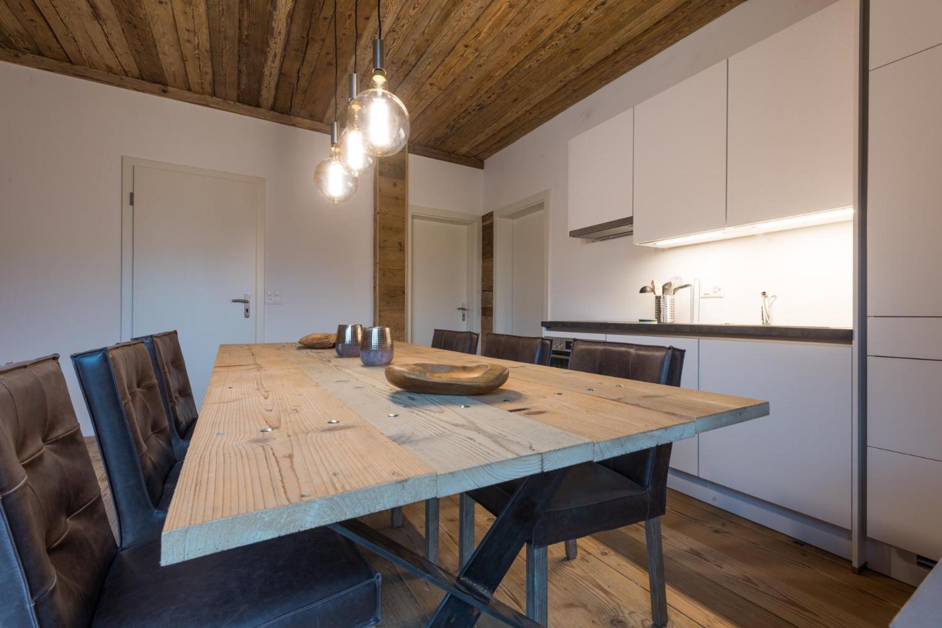 Loft - Photo 2