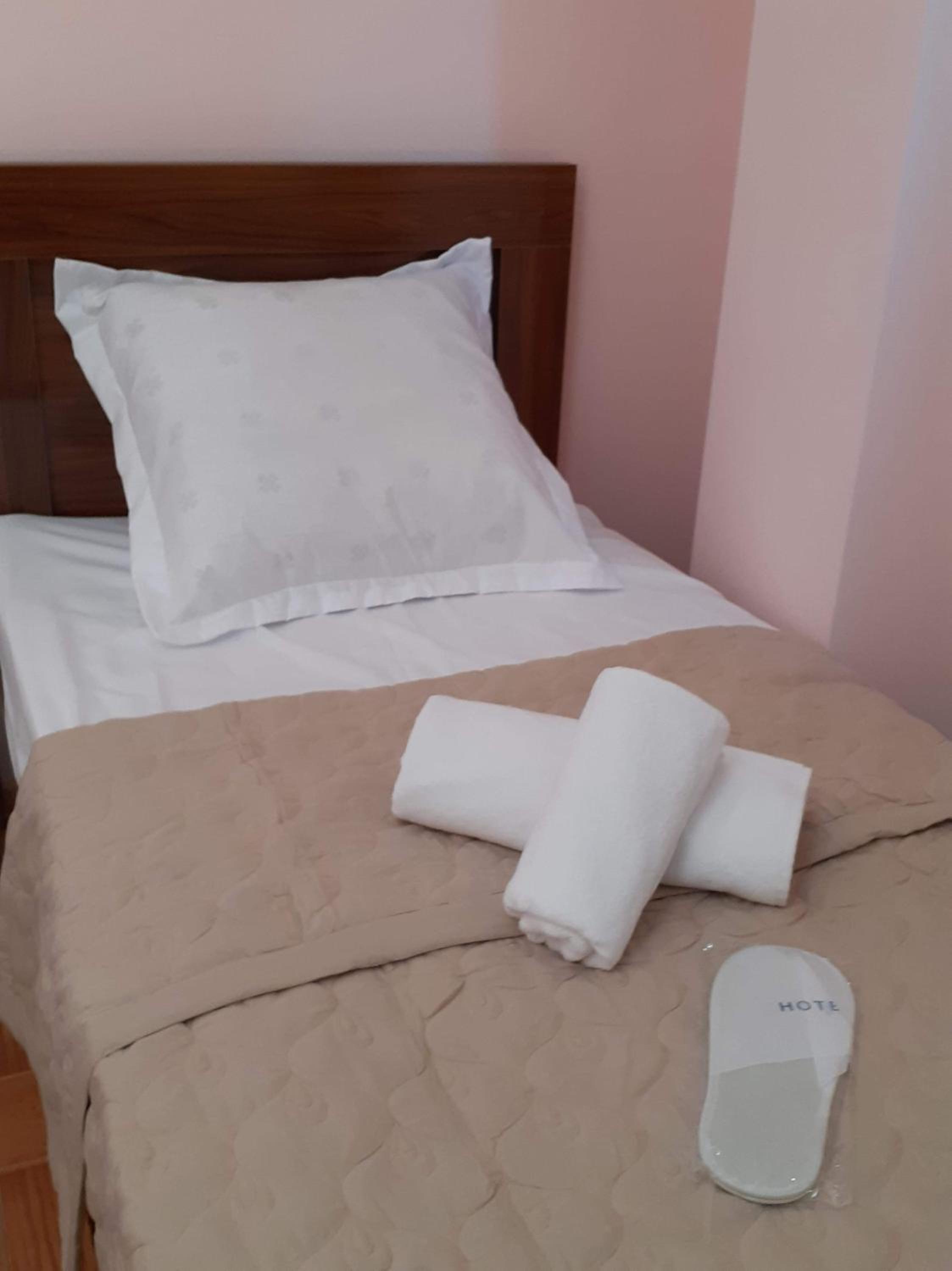 Large Twin Room photo 3