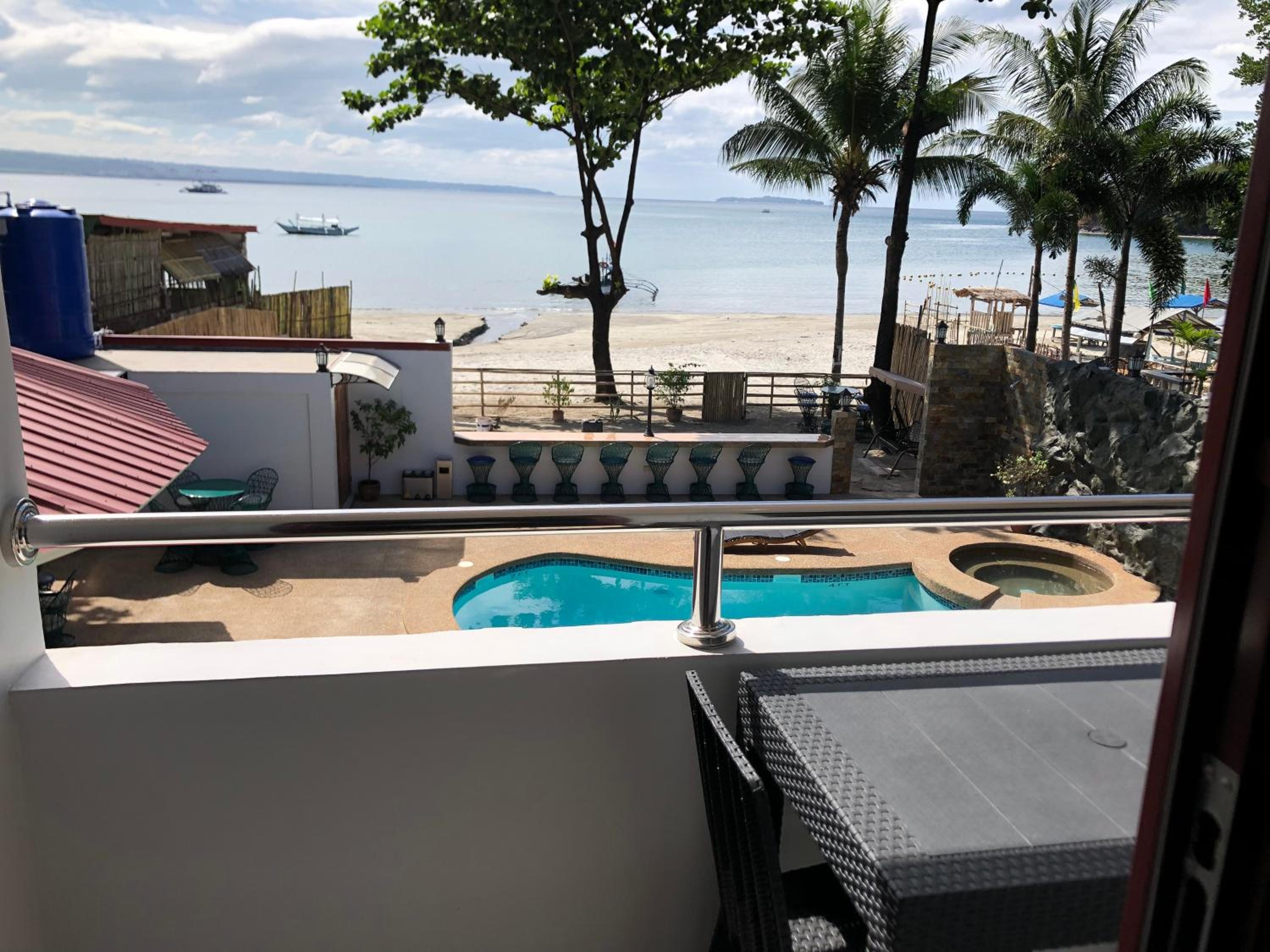 Double Room with Balcony and Sea View photo 3