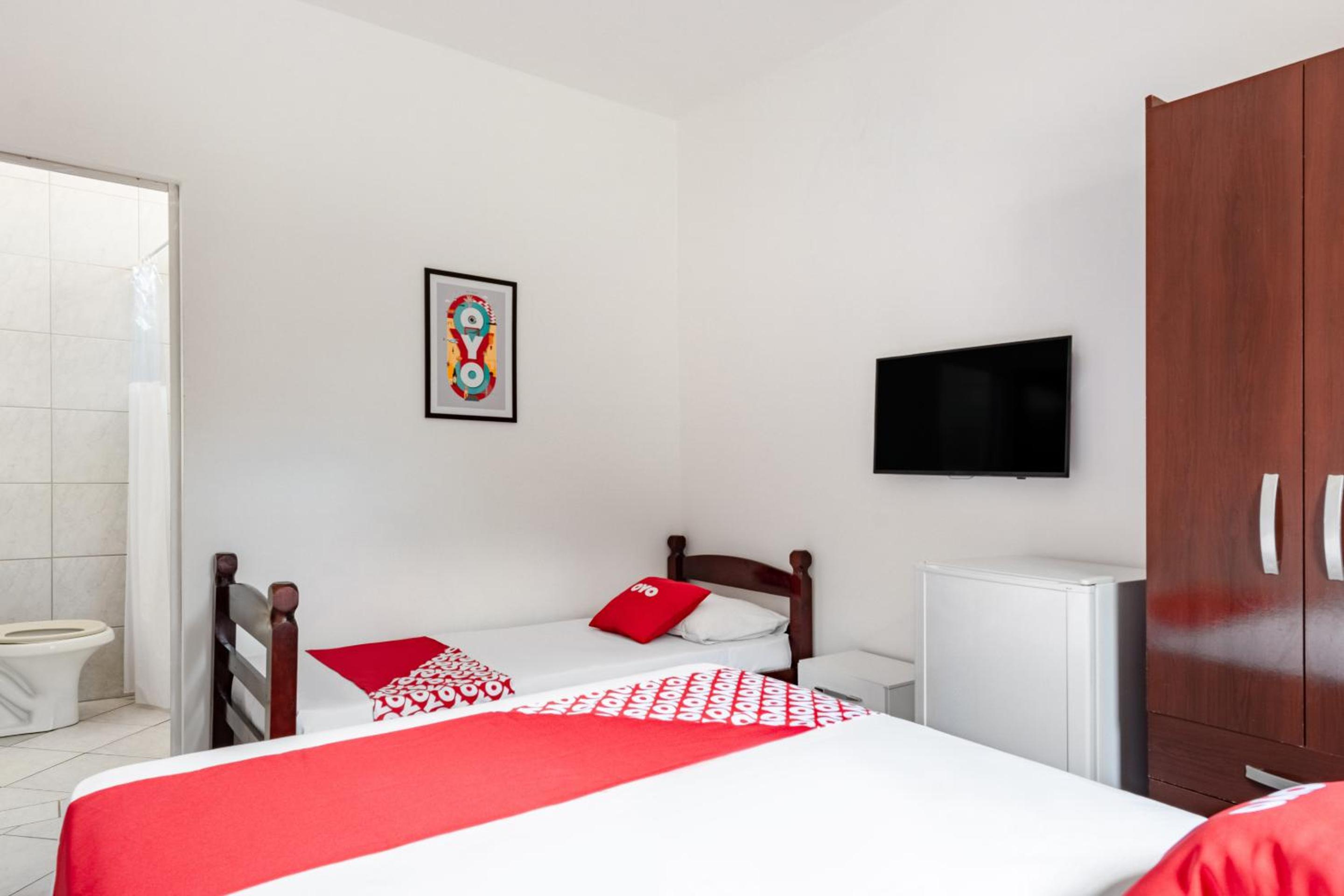 Triple Room without AC (1 Double bed + 1 Single bed) photo 3