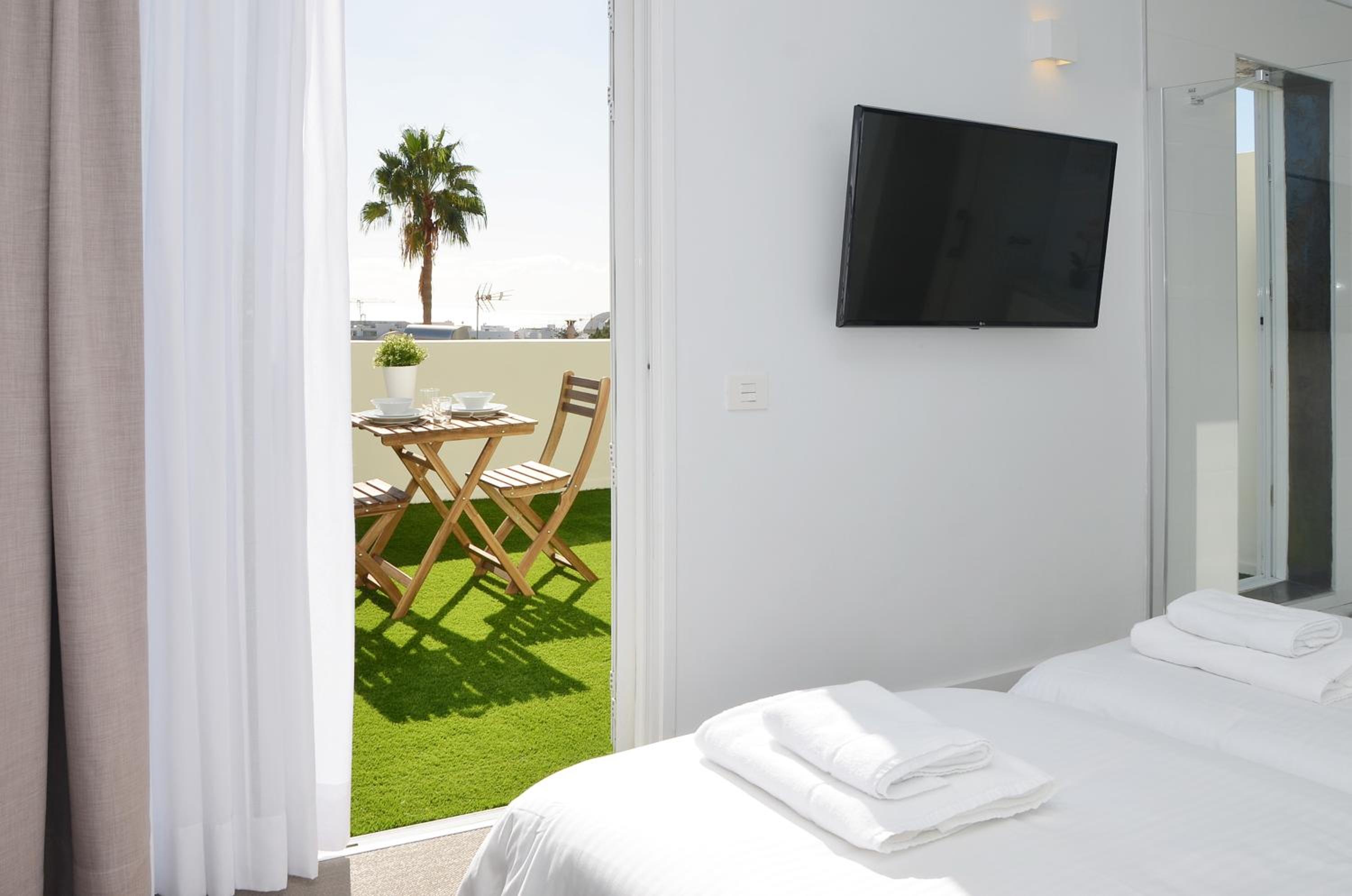 Estudio con terraza