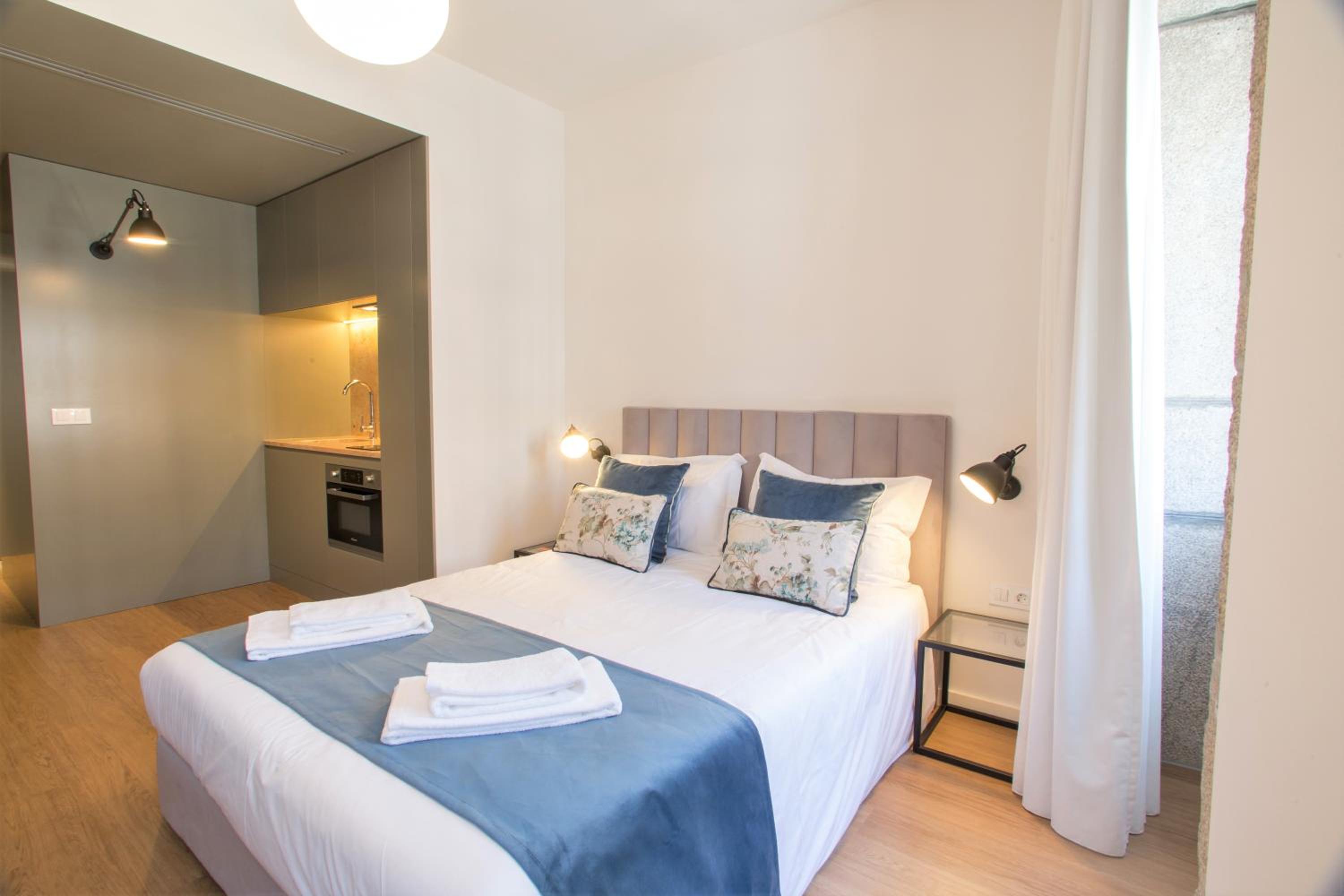 Studio Apartment - Photo 3