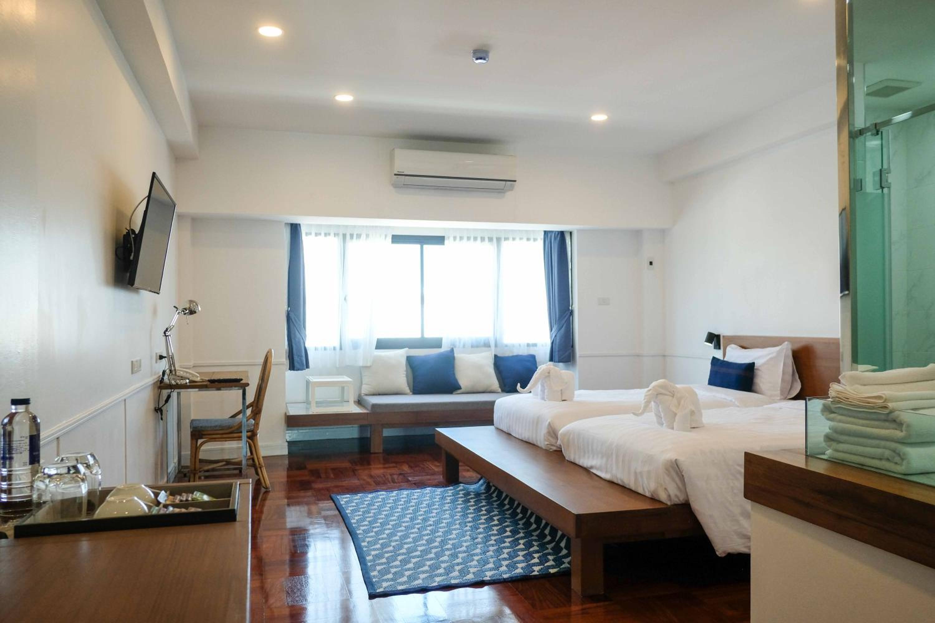 Deluxe Double or Twin Room - Photo 1