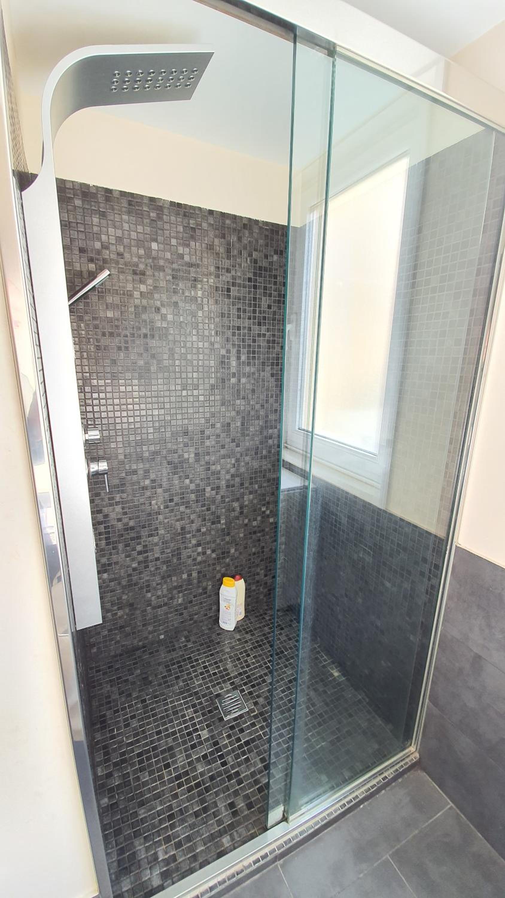 Apartment - Photo 24