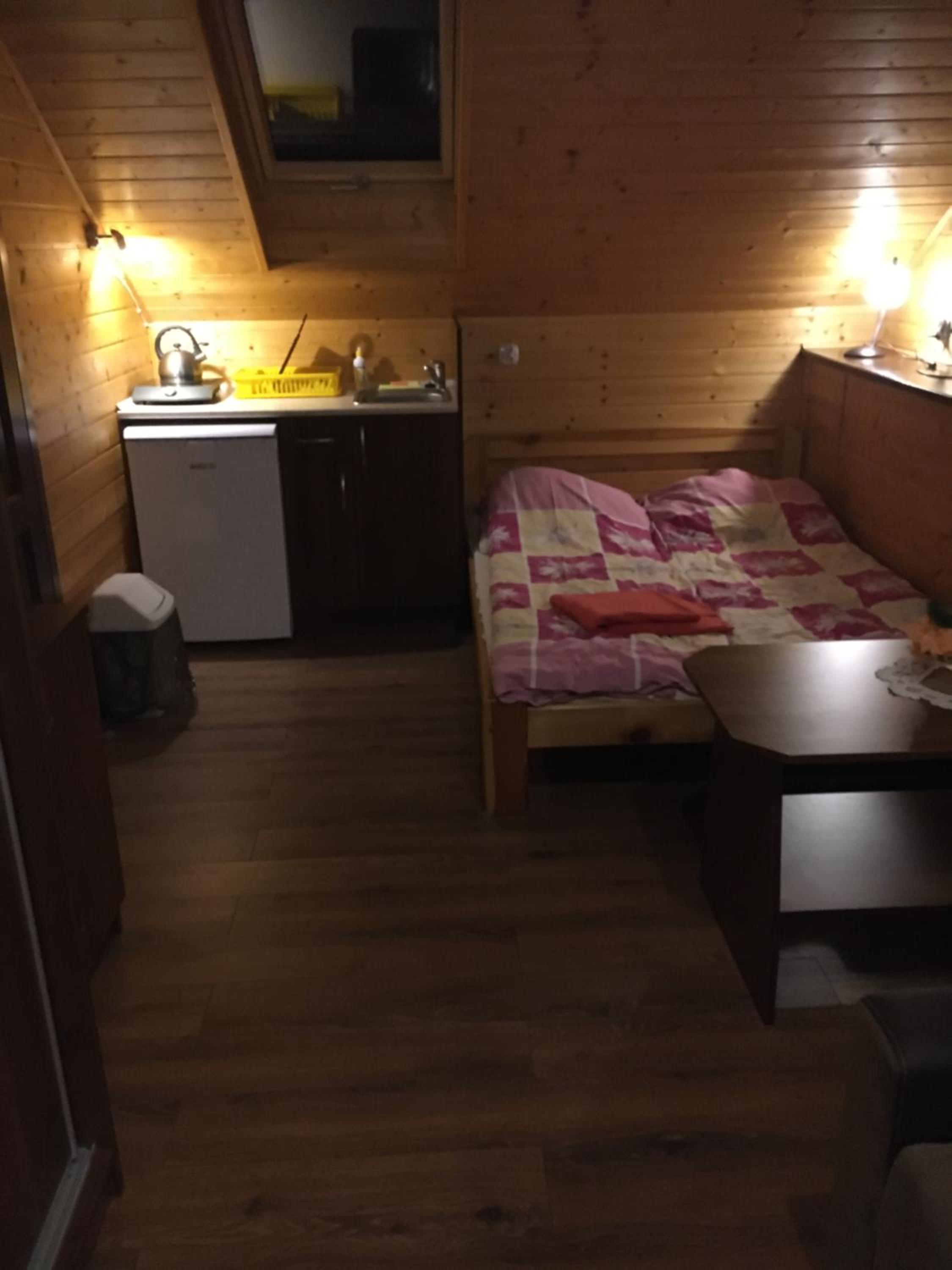 Triple Room with Private Bathroom photo 3