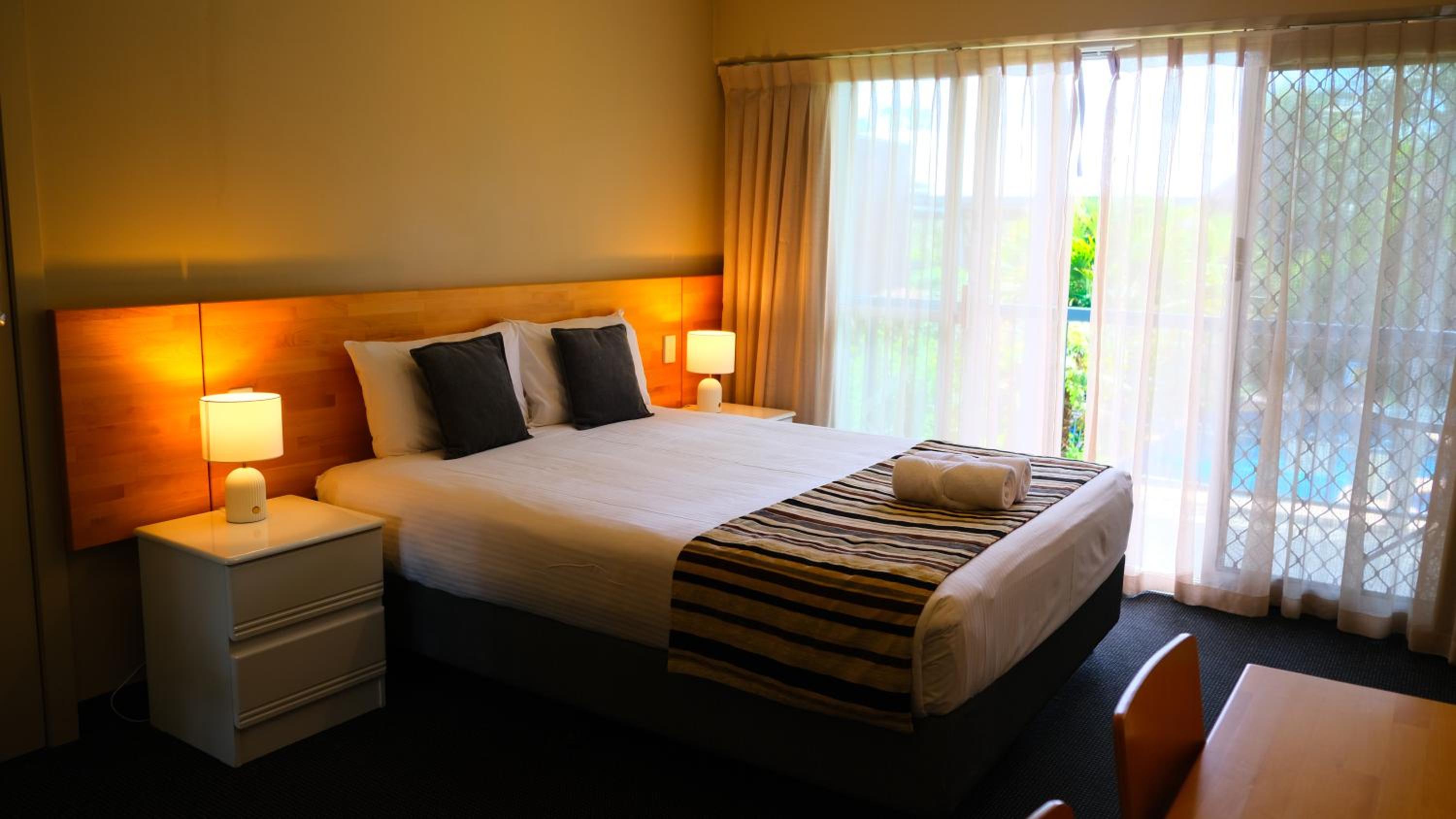 Deluxe Queen Room