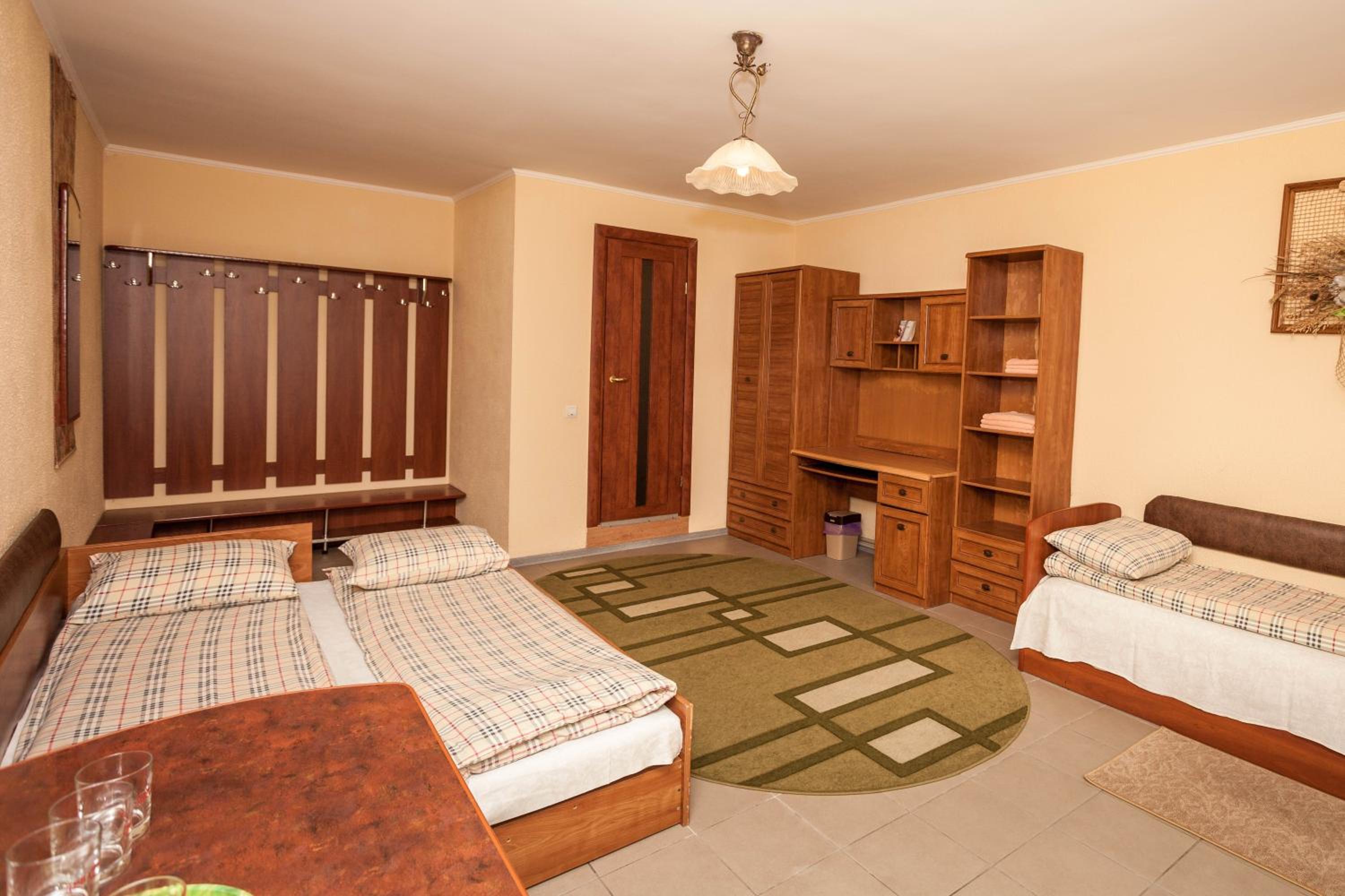 Budget Triple Room photo 3