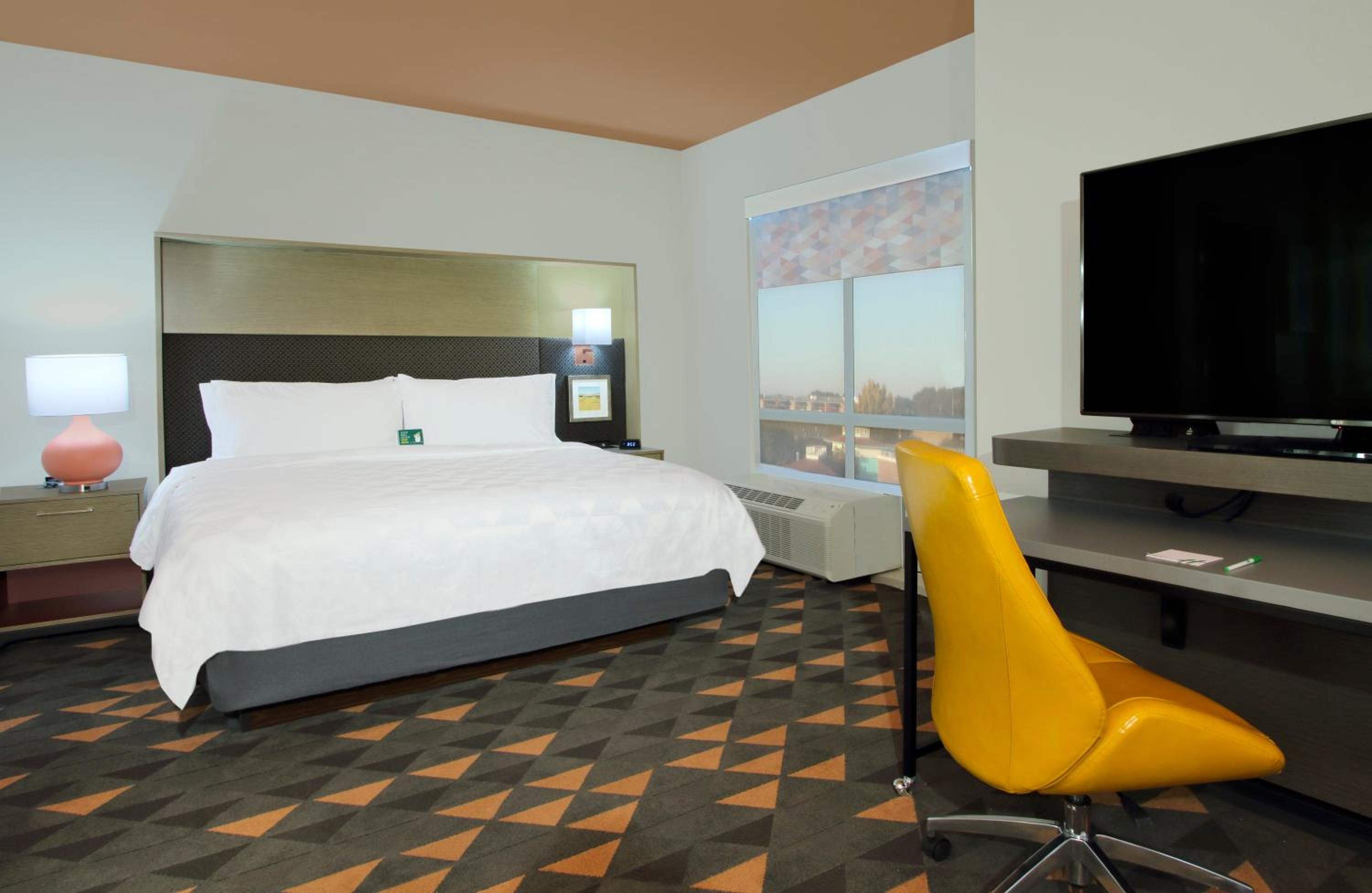 One-Bedroom King Suite with Sofa Bed - Photo 1
