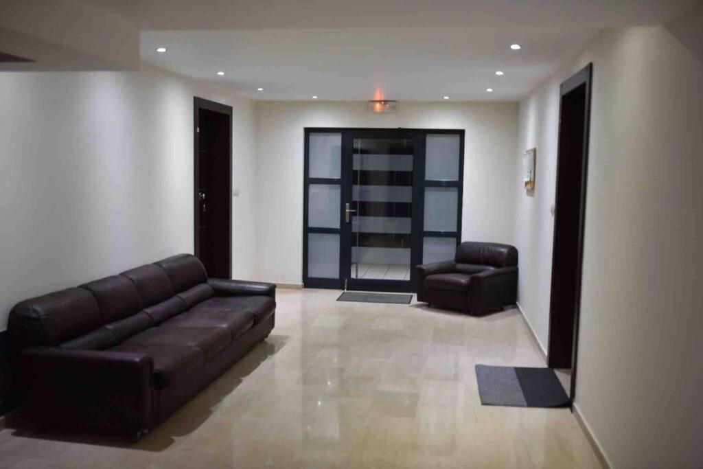 Apartment with Garden View - Photo 6
