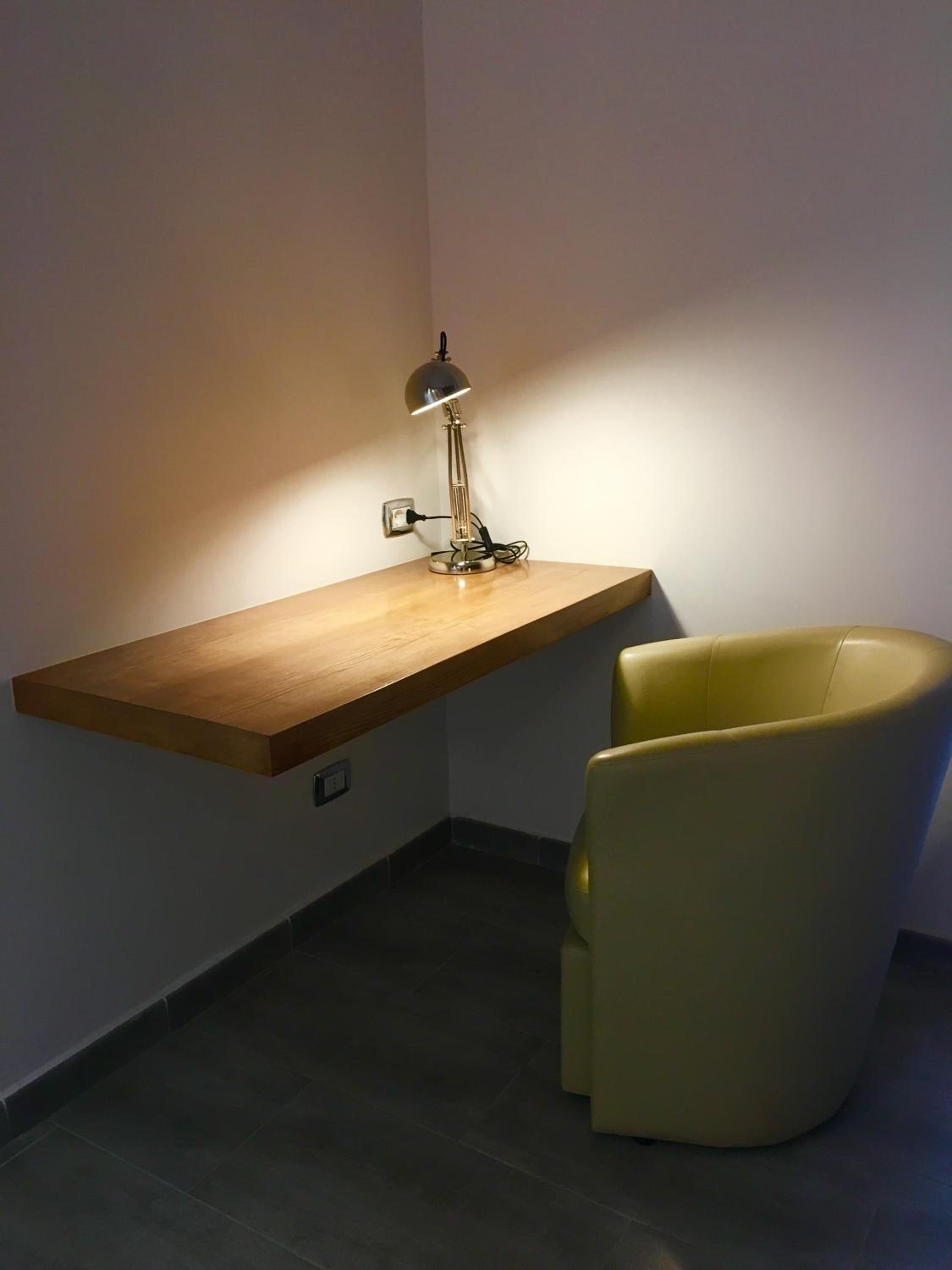 One-Bedroom Apartment - Photo 3