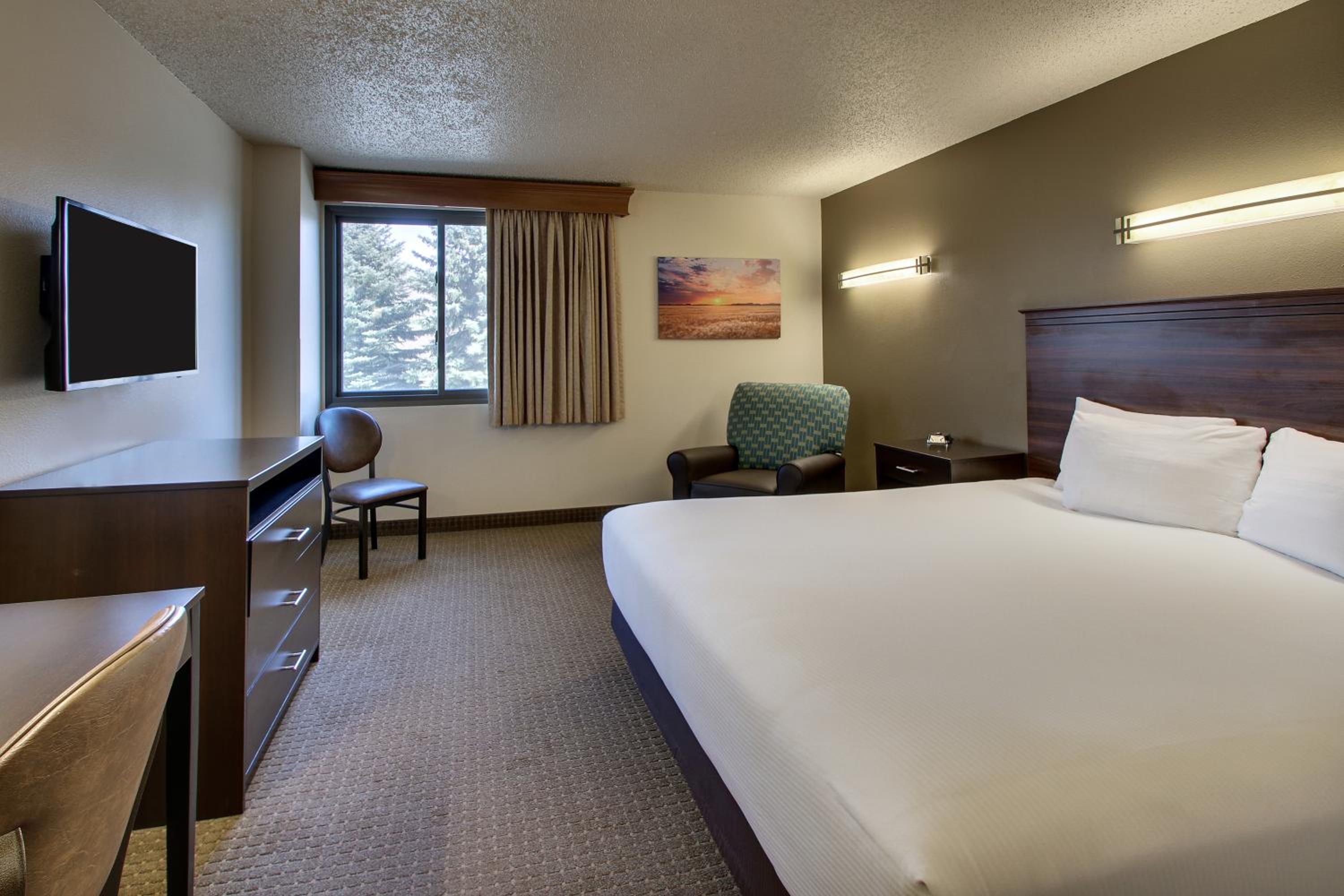 Deluxe King Room - Photo 1