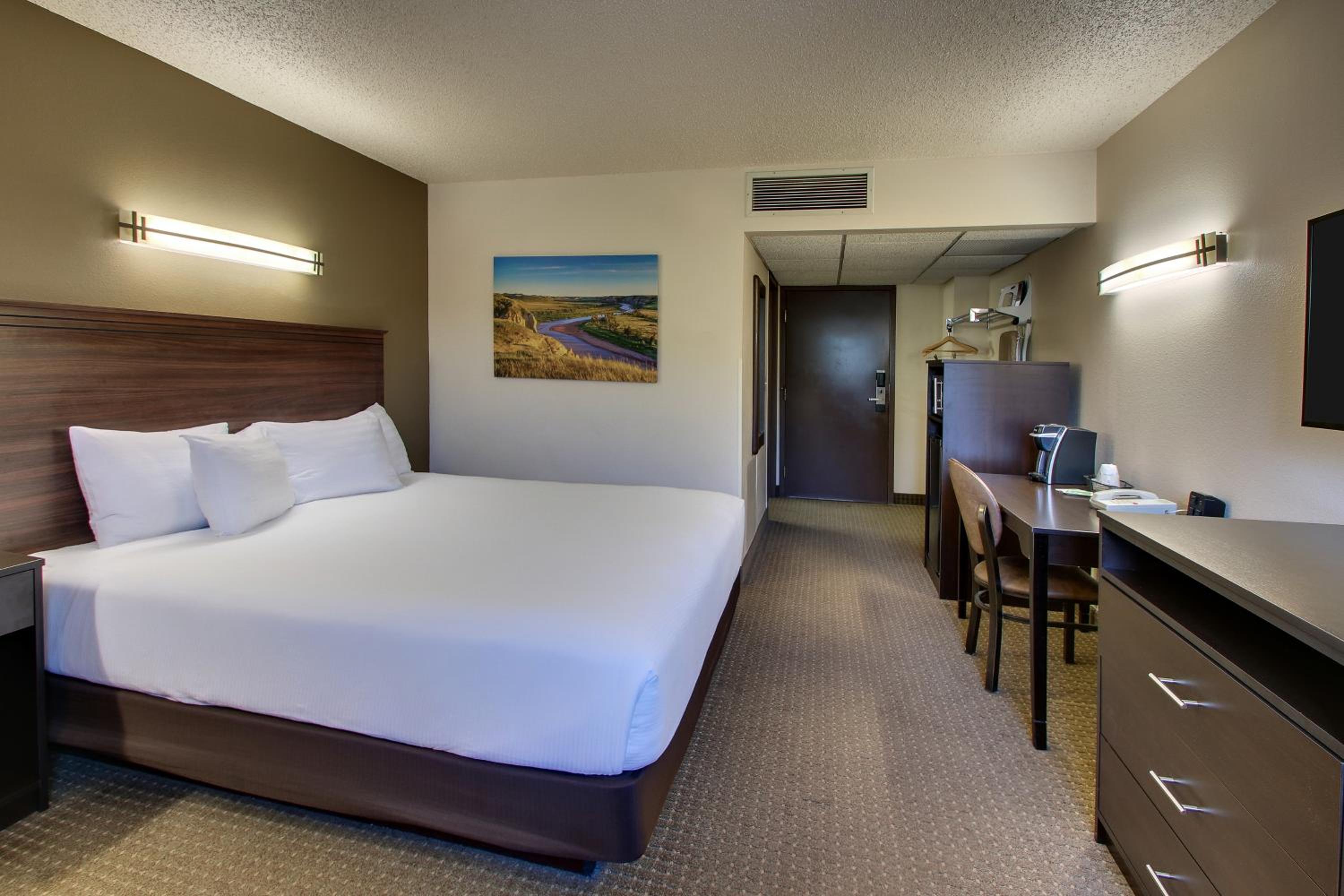 Deluxe King Room - Photo 3