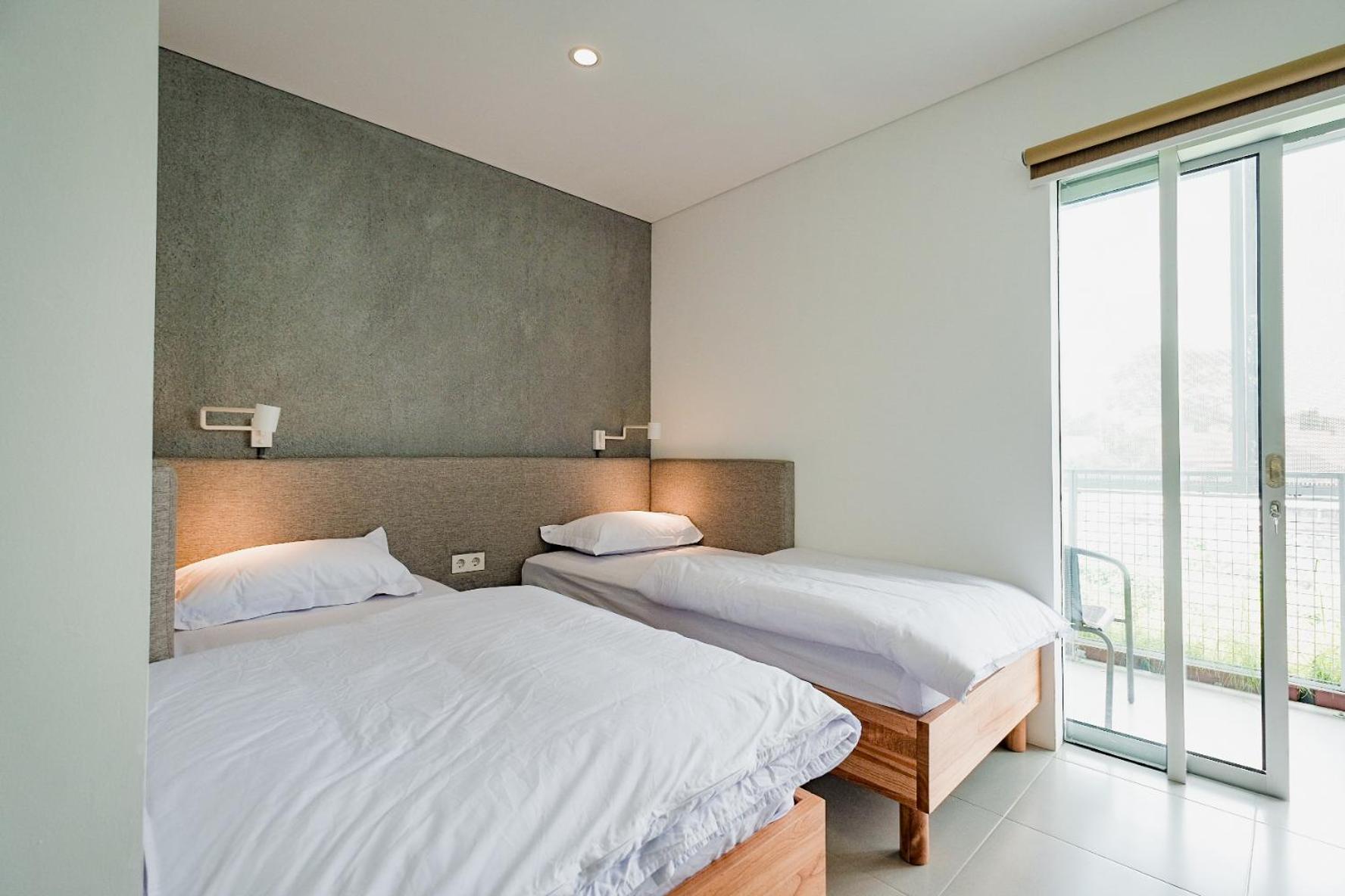 Deluxe Room - Photo 7