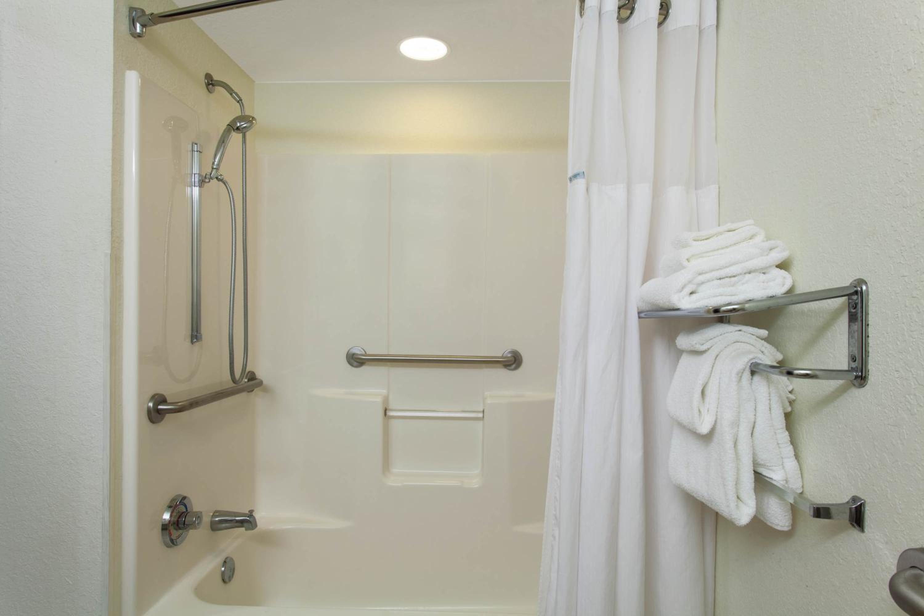 Microtel Inn and Suites by Wyndham - Lady Lake/ The Villages, Photo 5