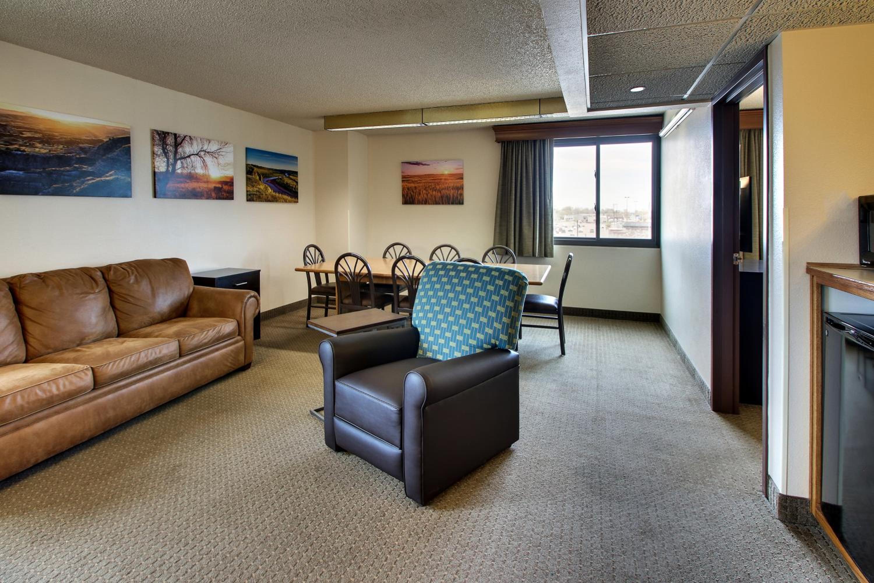 King Suite - Photo 1
