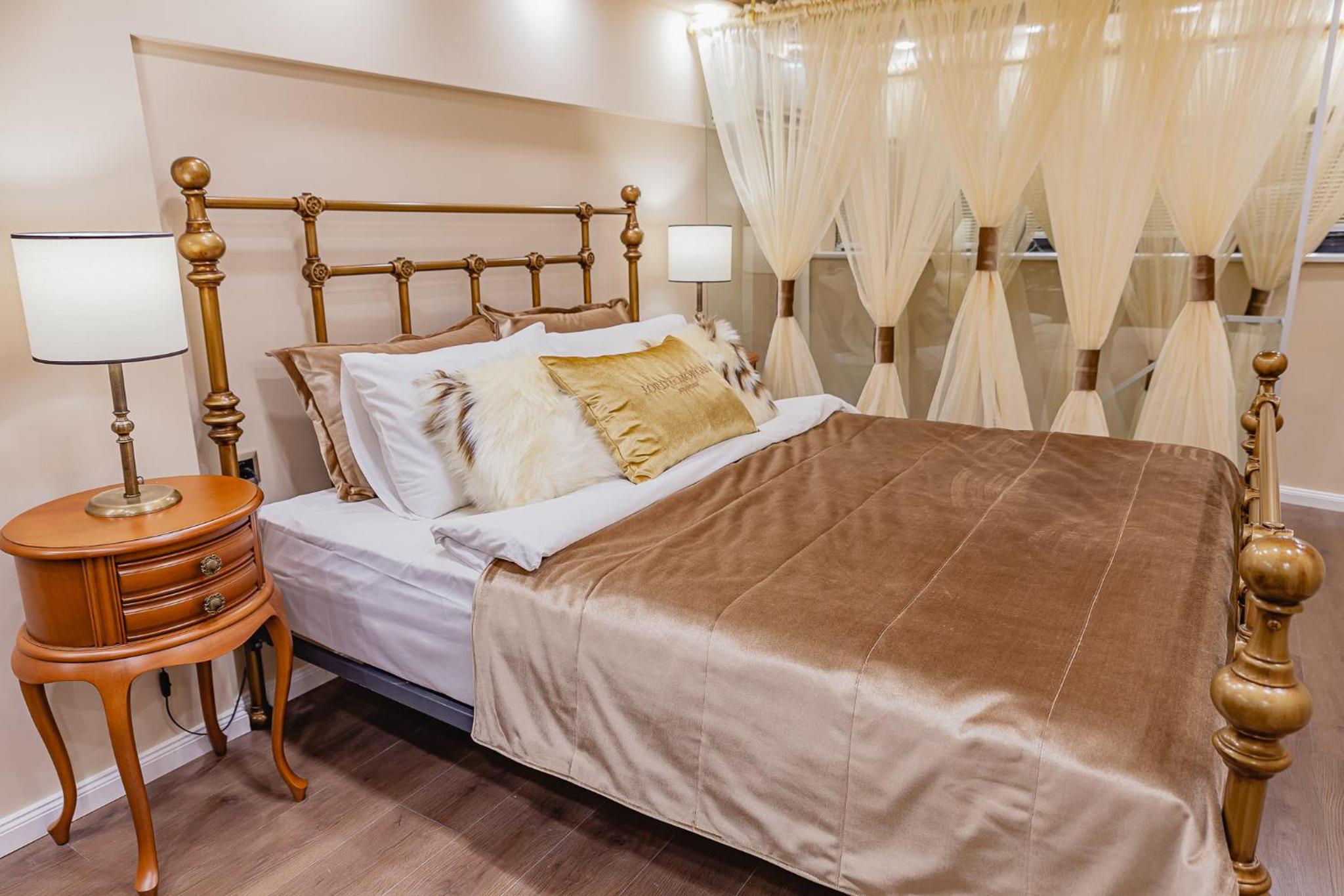 Penthouse Apartment with Turkish Bath photo 3