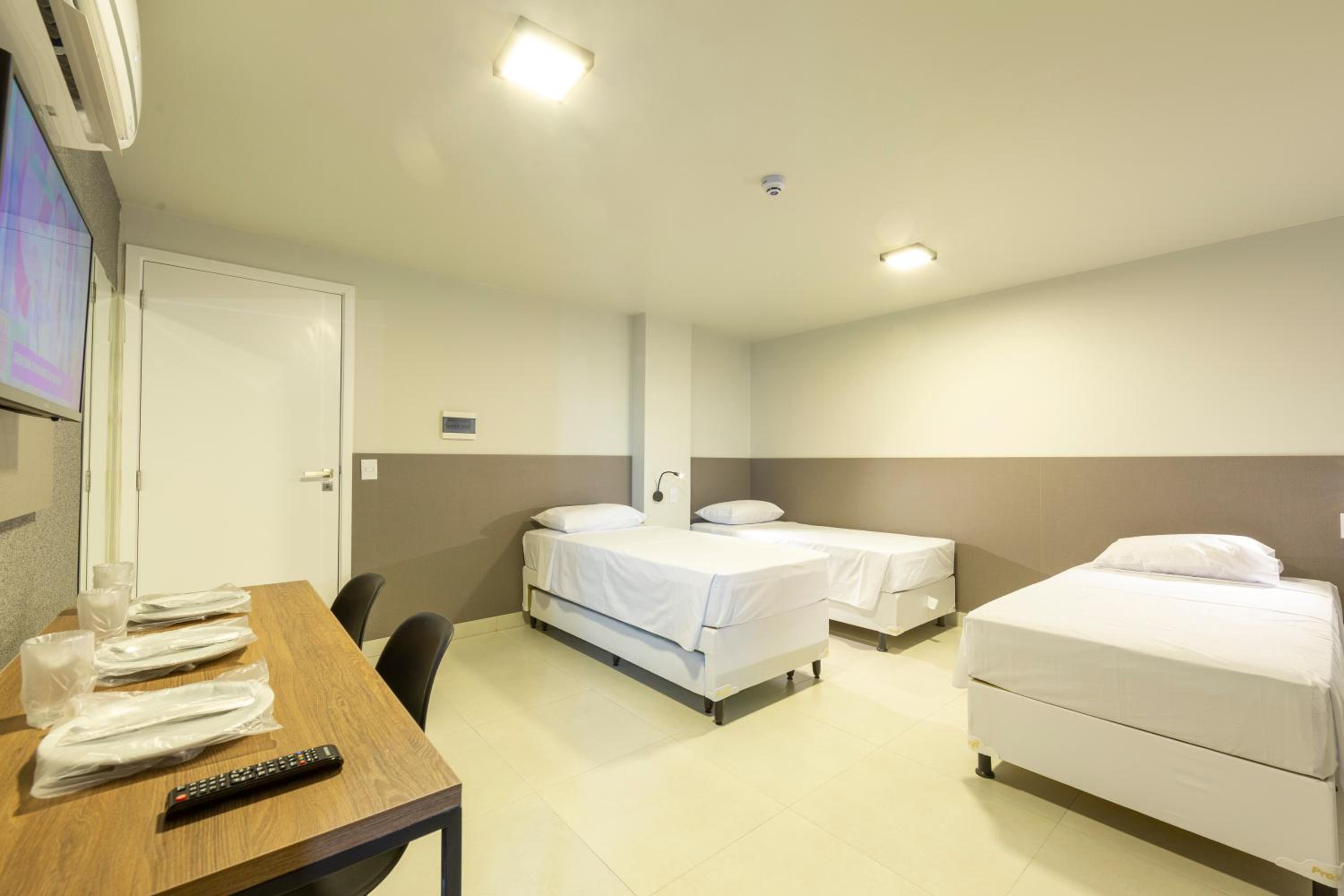 Superior Quadruple Room - Photo 7
