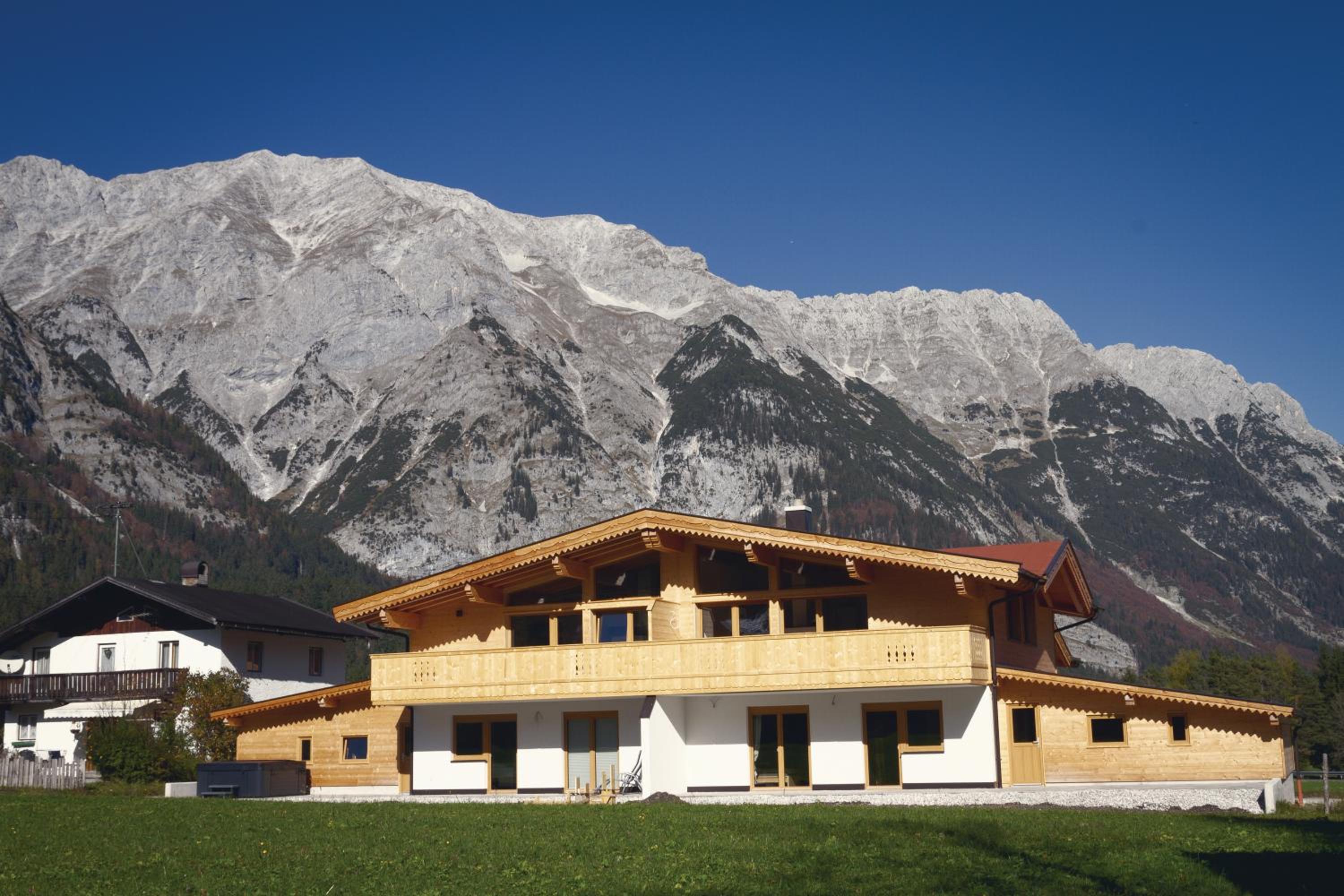 Three-Bedroom Villa photo 2