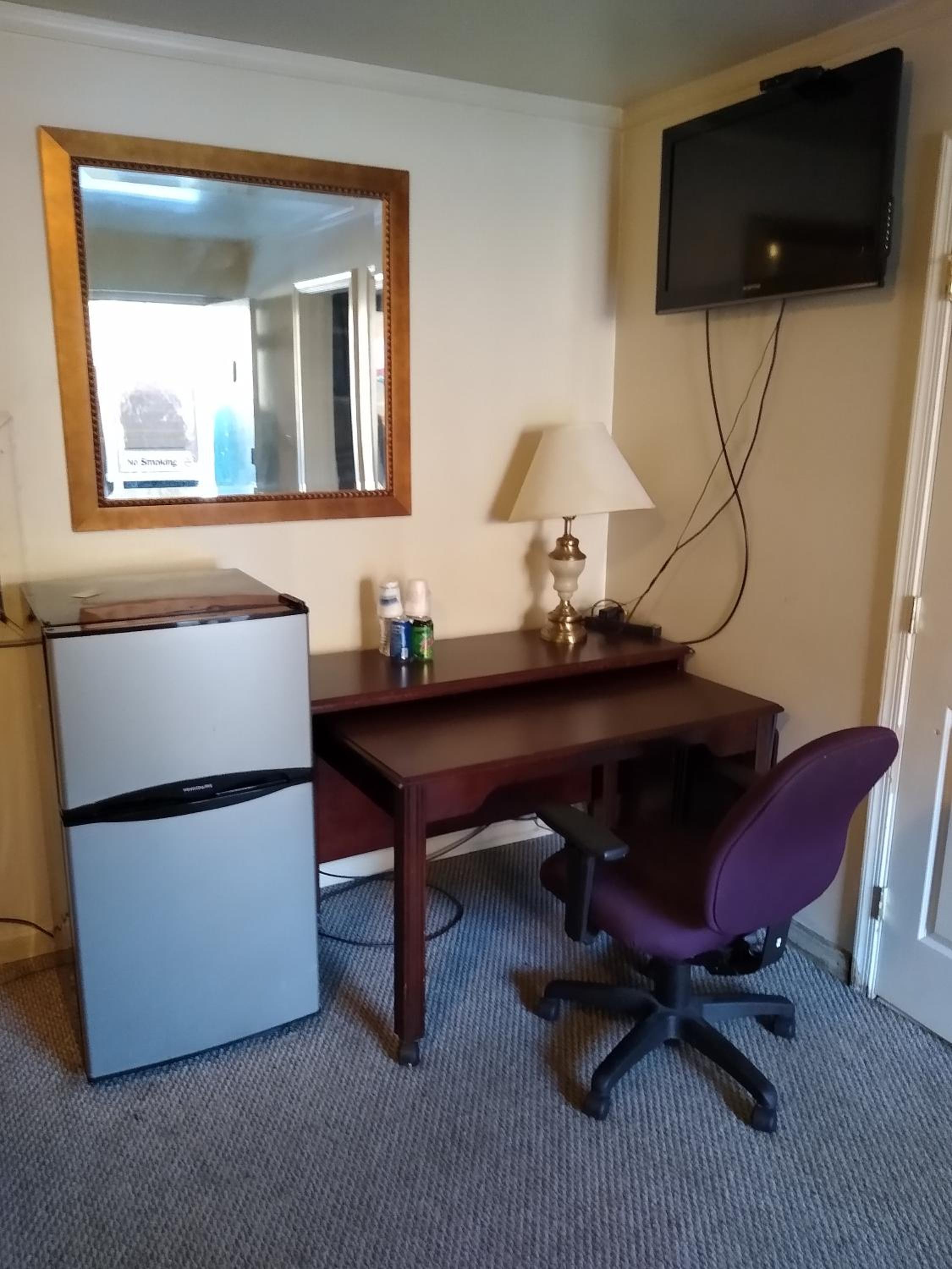Double Room with Two Double Beds - Photo 11