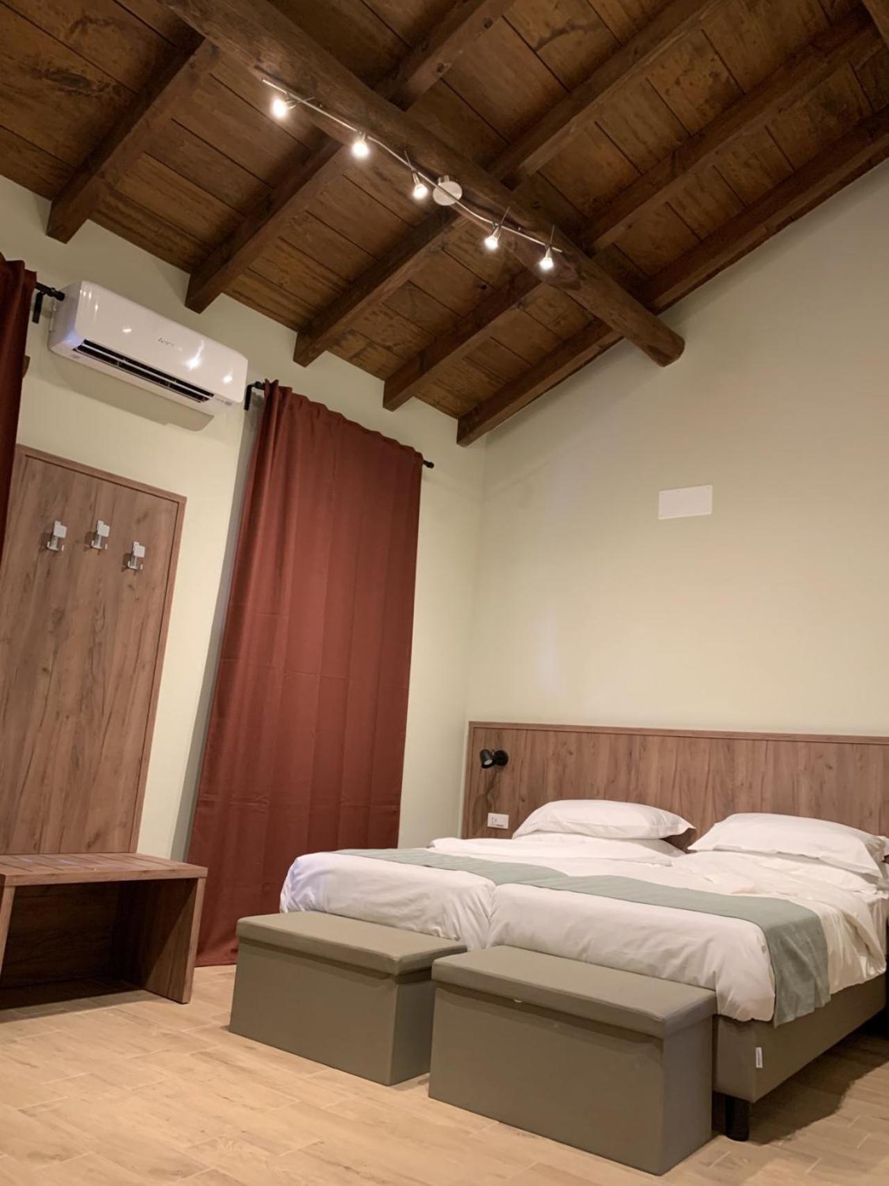 Double or Twin Room - Photo 1