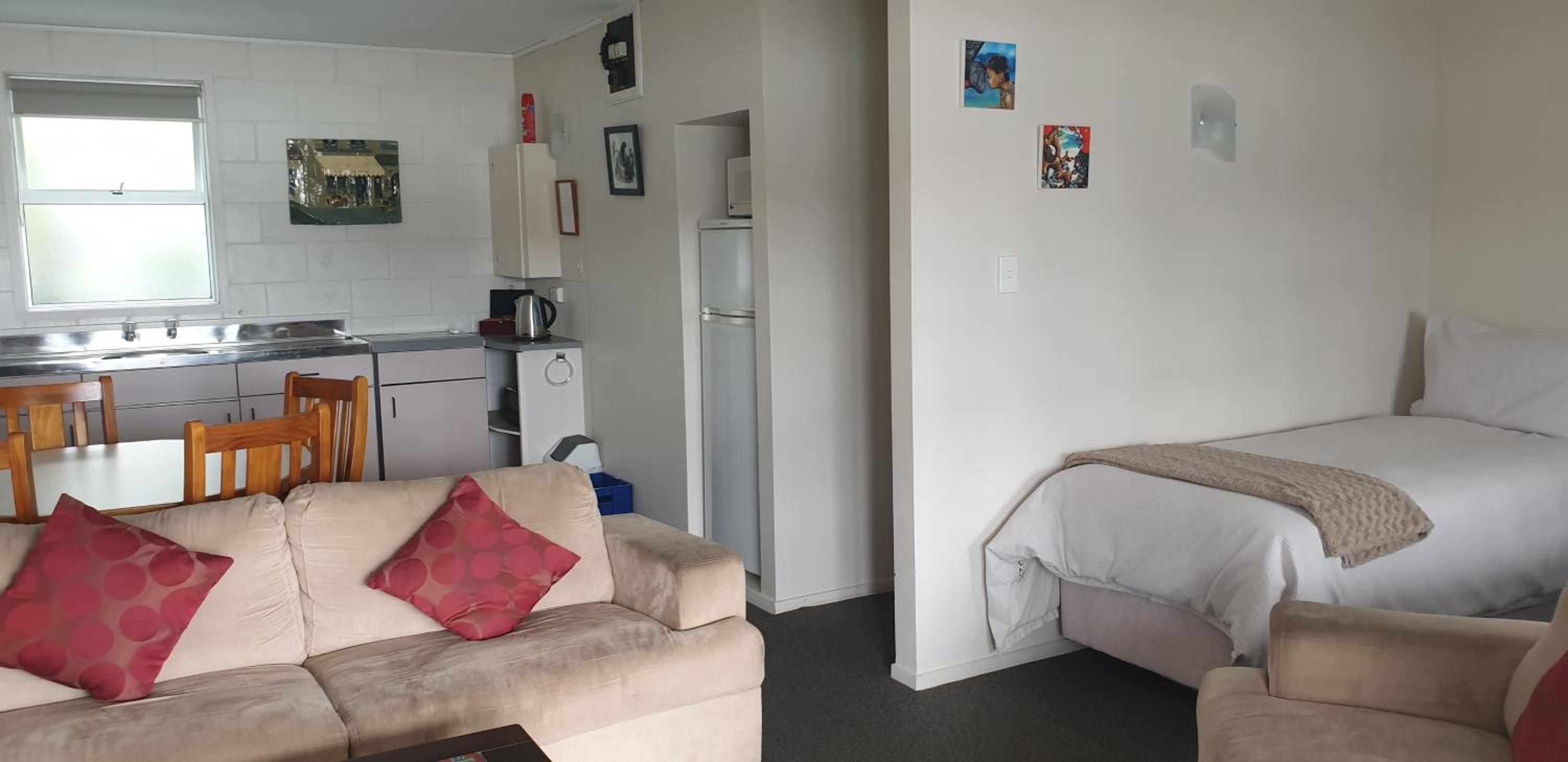 Apartment 3 - Photo 1