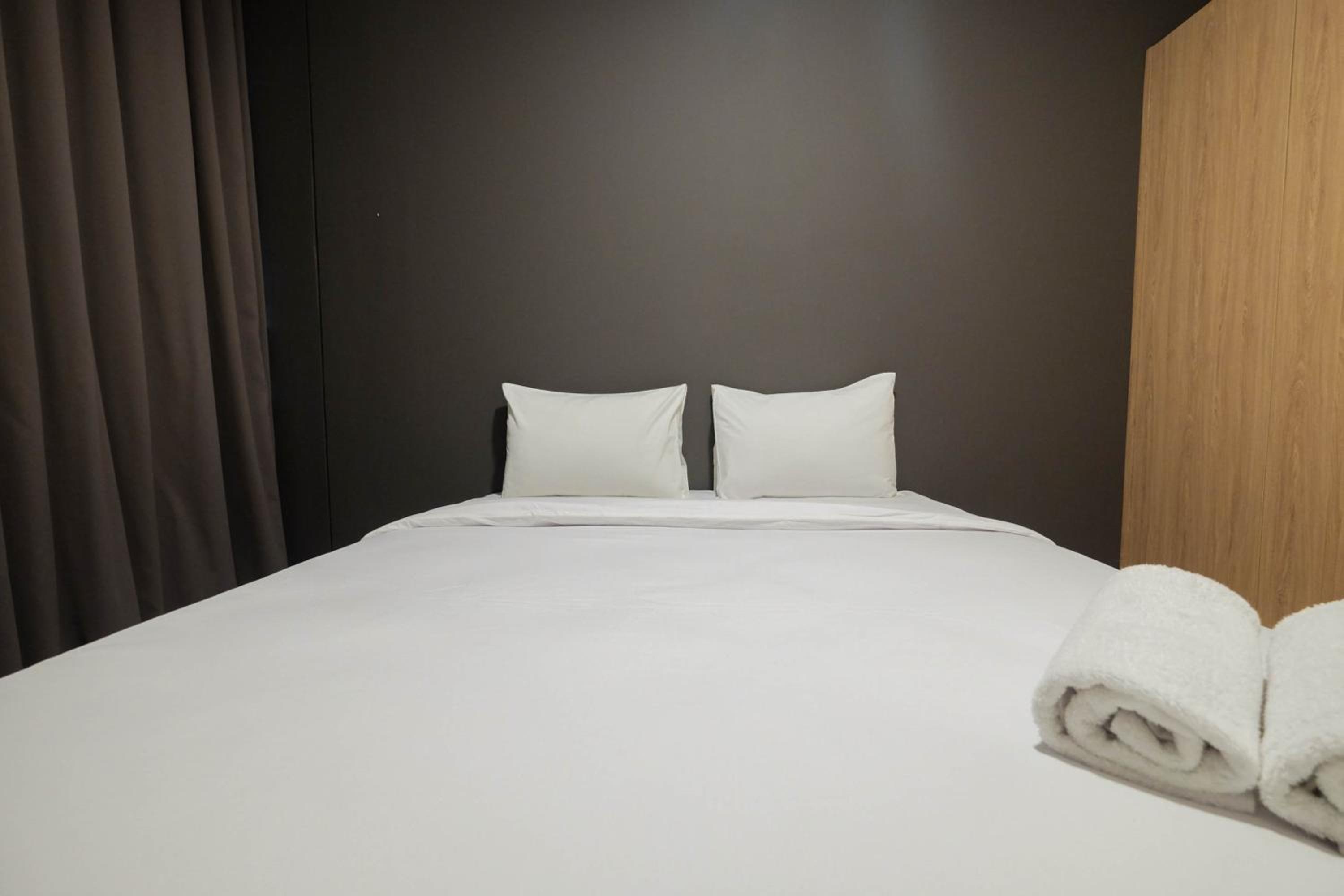Two-Bedroom Apartment - Photo 7