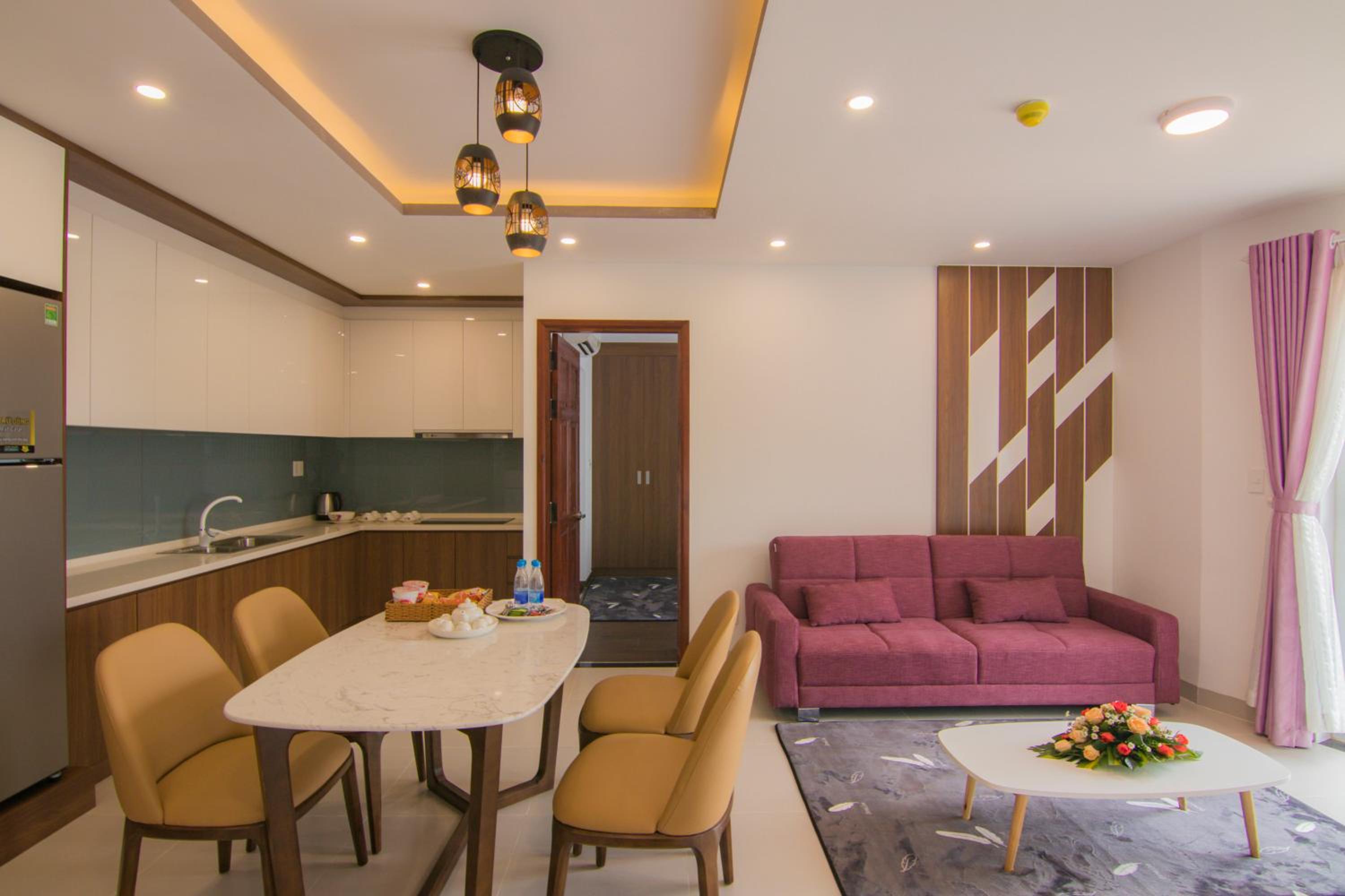 One-Bedroom Apartment - Photo 3
