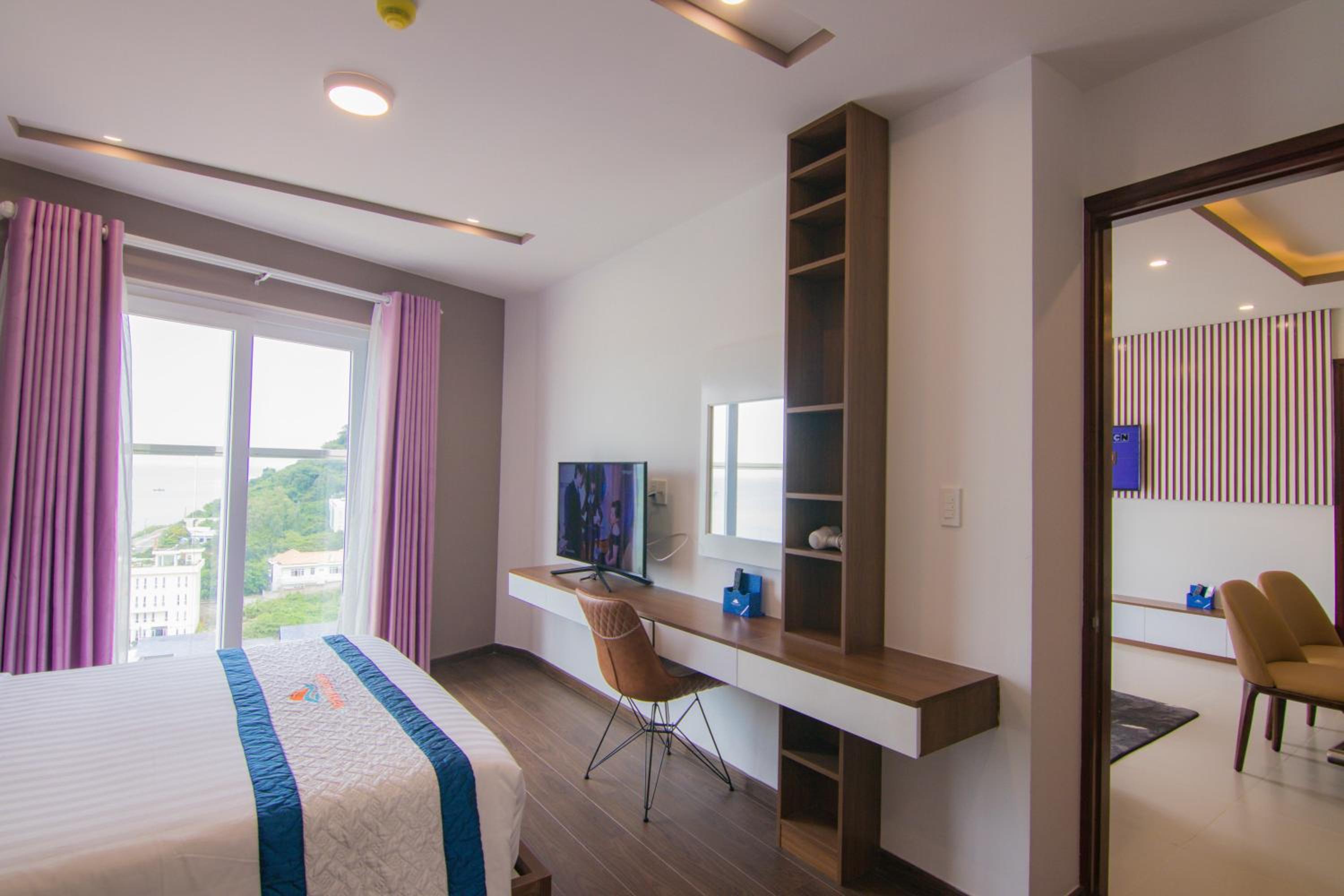 Two-Bedroom Apartment - Photo 4