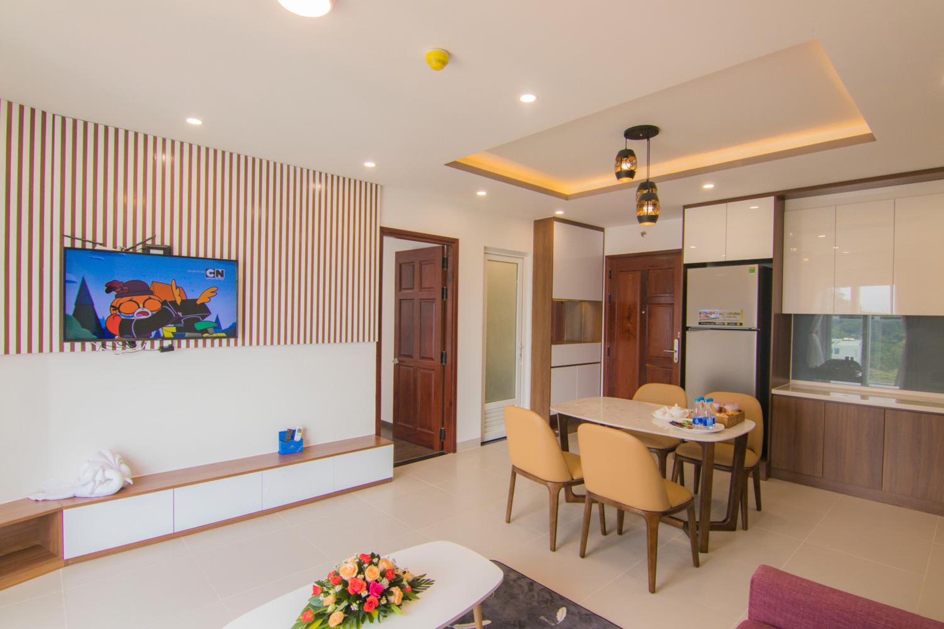 Two-Bedroom Apartment - Photo 6
