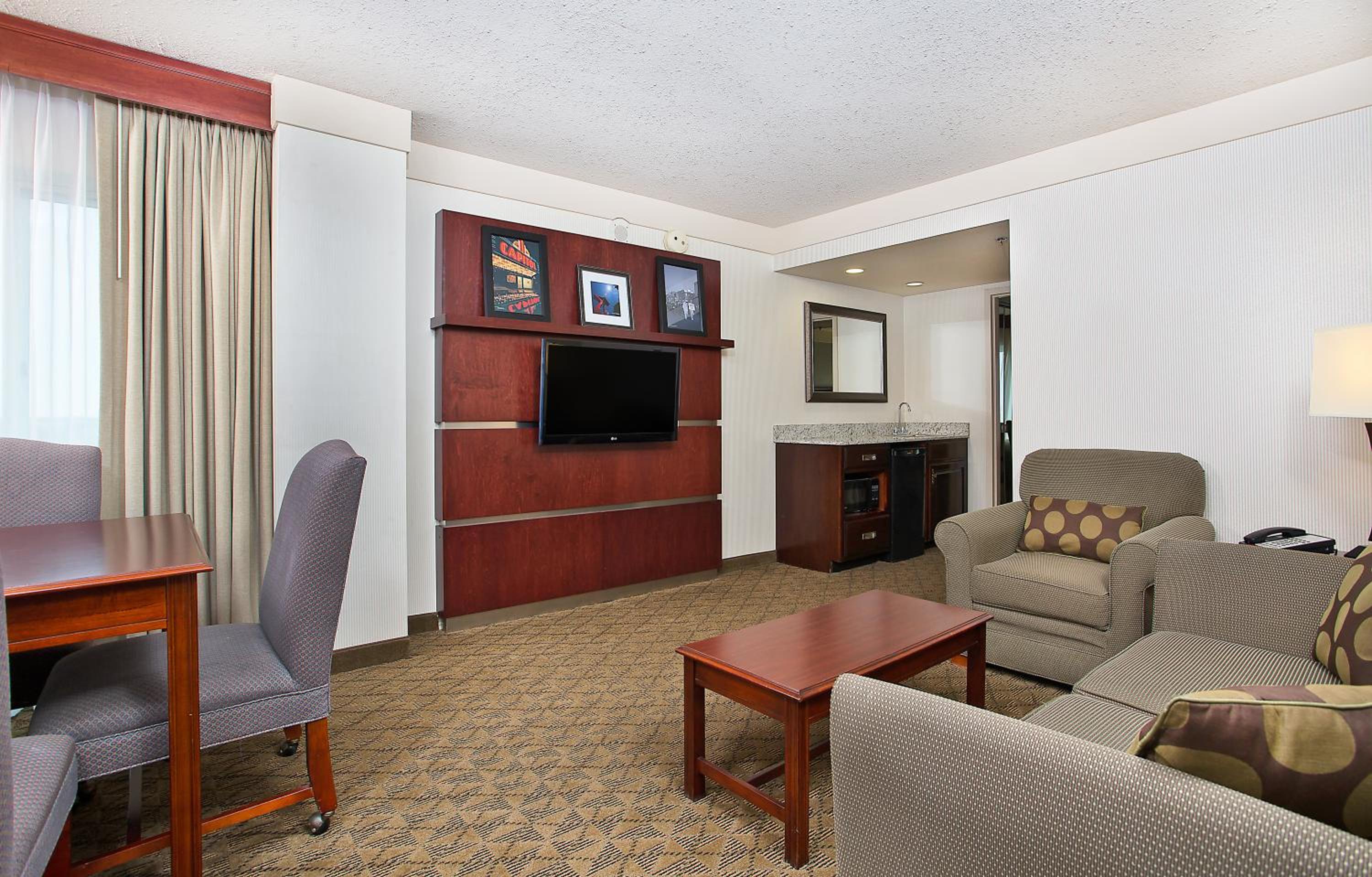 King Suite - Photo 7