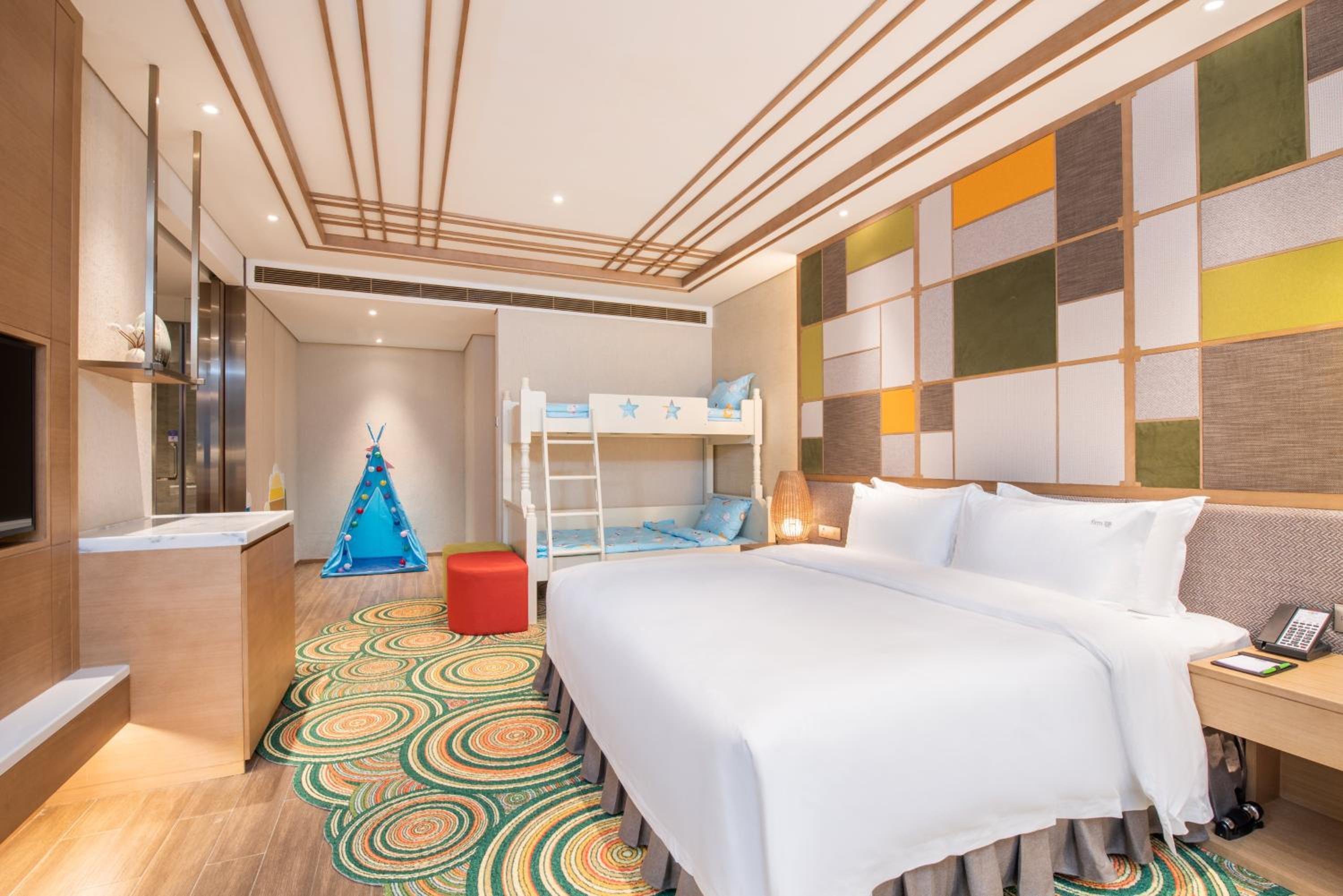 1 King Bed Premium Kids Theme - Photo 2