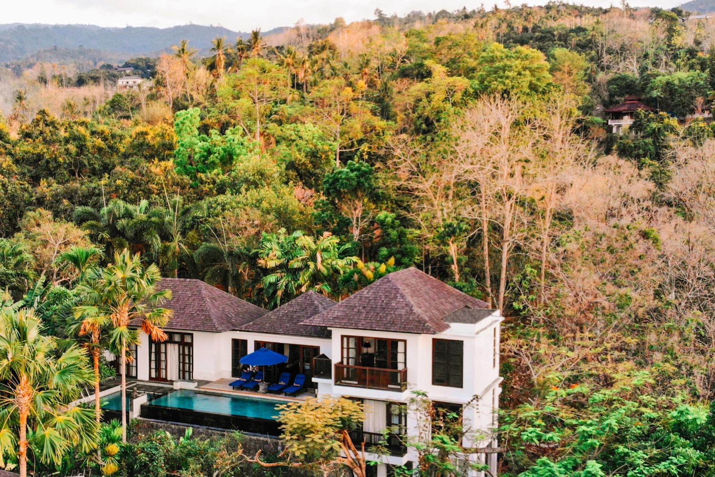 Three-Bedroom Villa - Photo 20