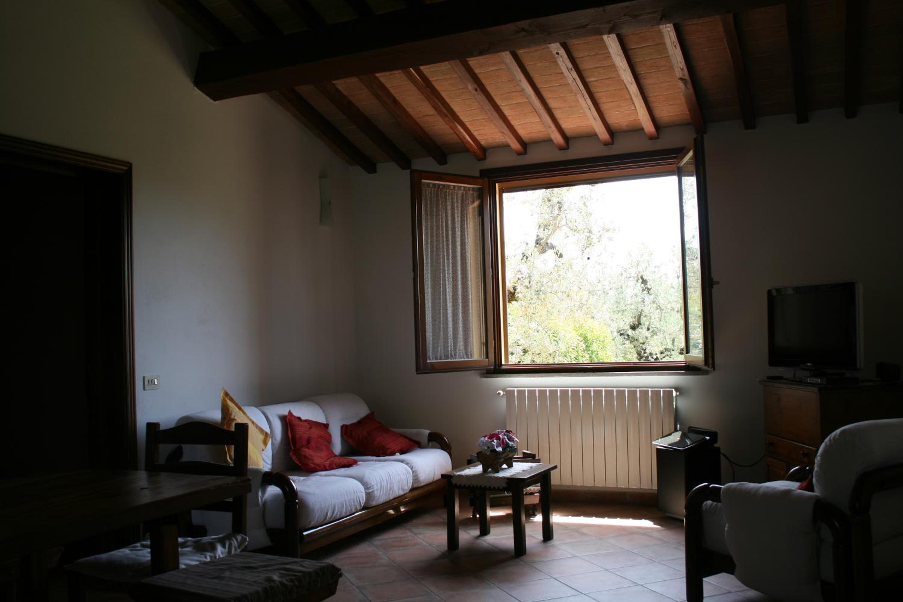 Two-Bedroom House photo 2