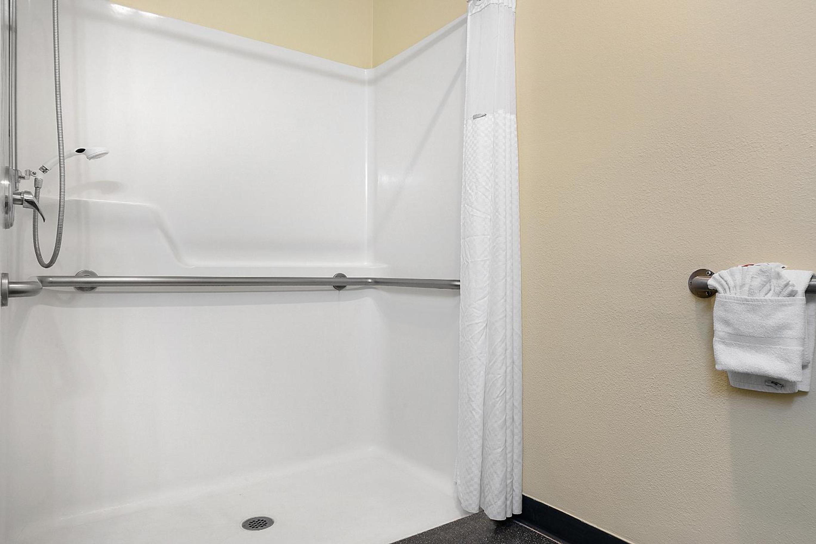 King Room - Mobility Access/Non-Smoking - Photo 2