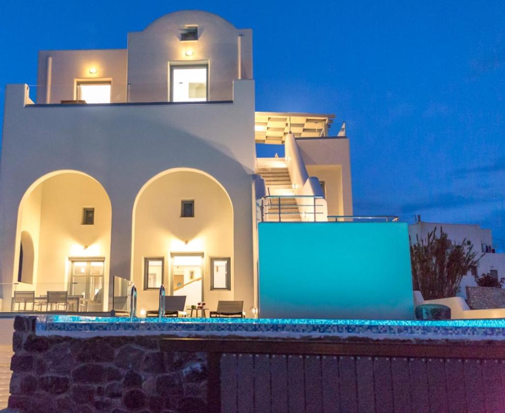 Three-Bedroom Villa - Photo 10